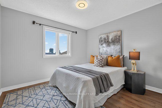 Photo 28 of 3034 Eighth Line, Oakville, Joshua Meadows — HOMEH