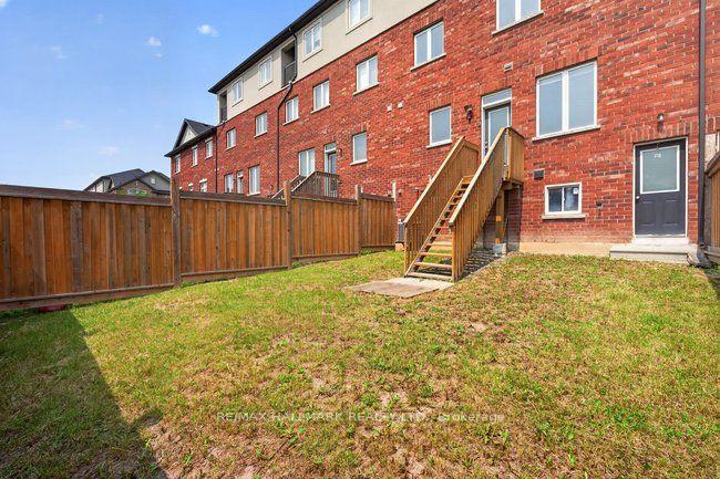 Photo 30 of 3034 Eighth Line, Oakville, Joshua Meadows — HOMEH