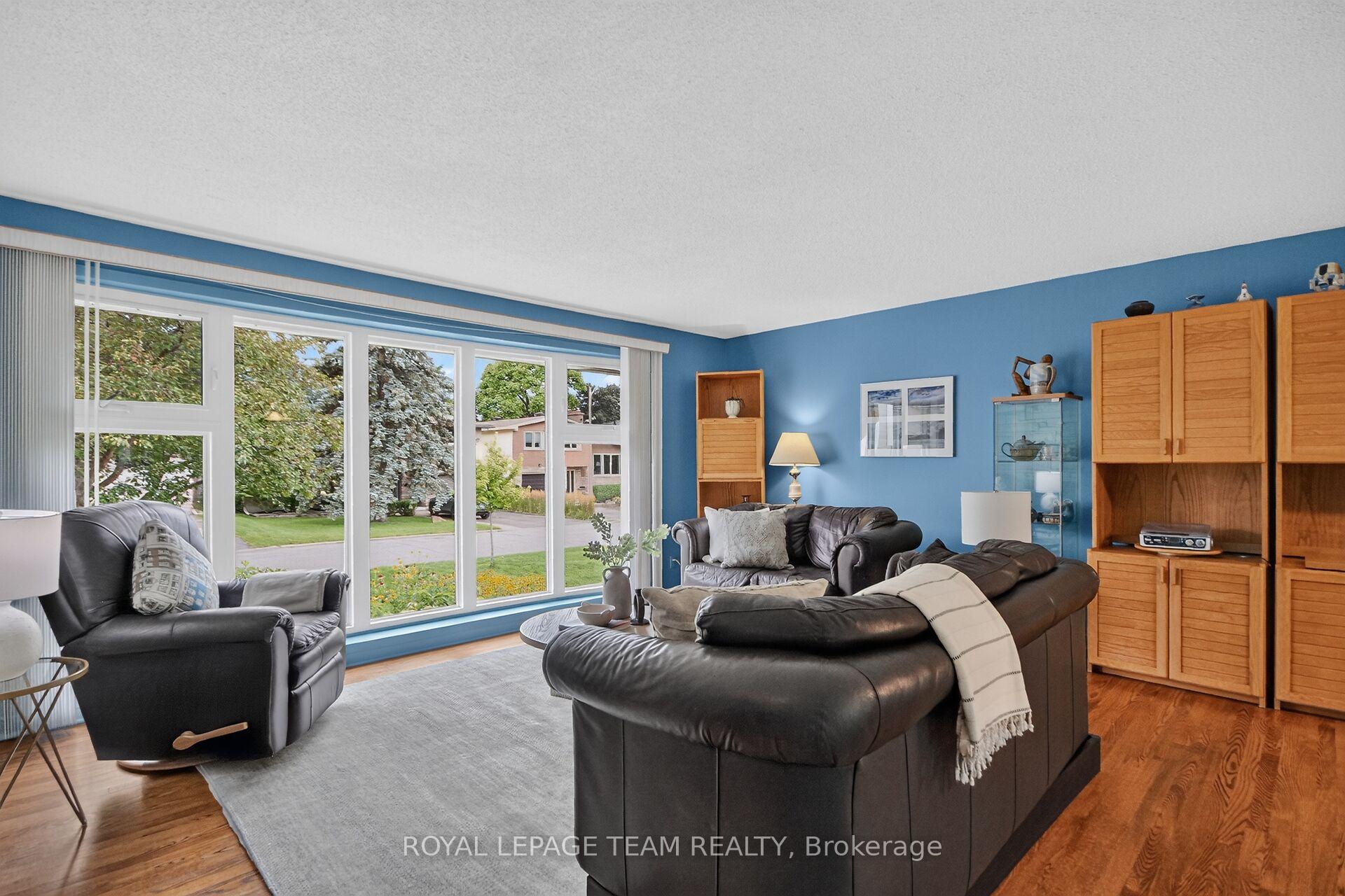 Photo 8 of 673 Golden Avenue, Ottawa, McKellar/Highland — HOMEH