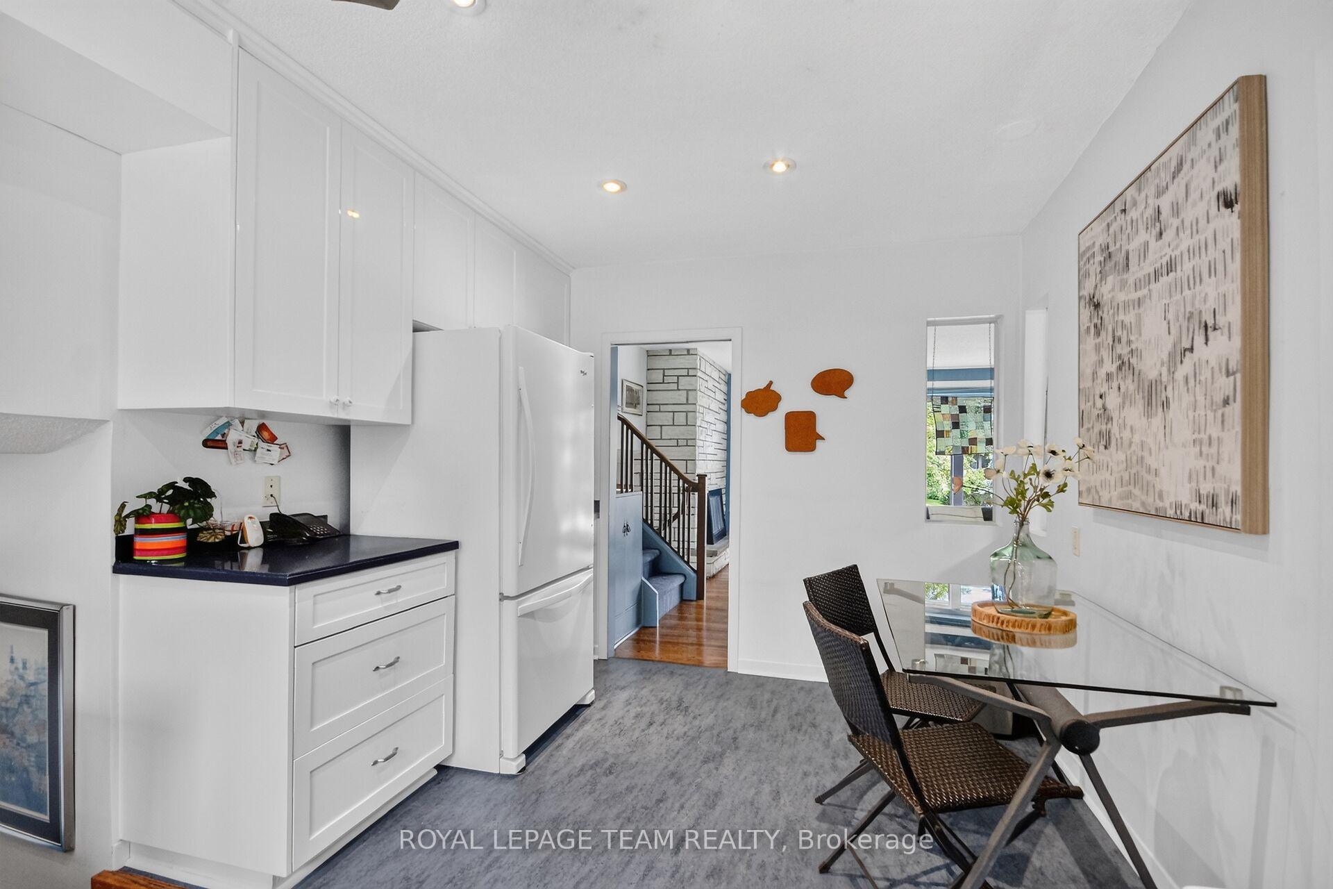 Photo 19 of 673 Golden Avenue, Ottawa, McKellar/Highland — HOMEH