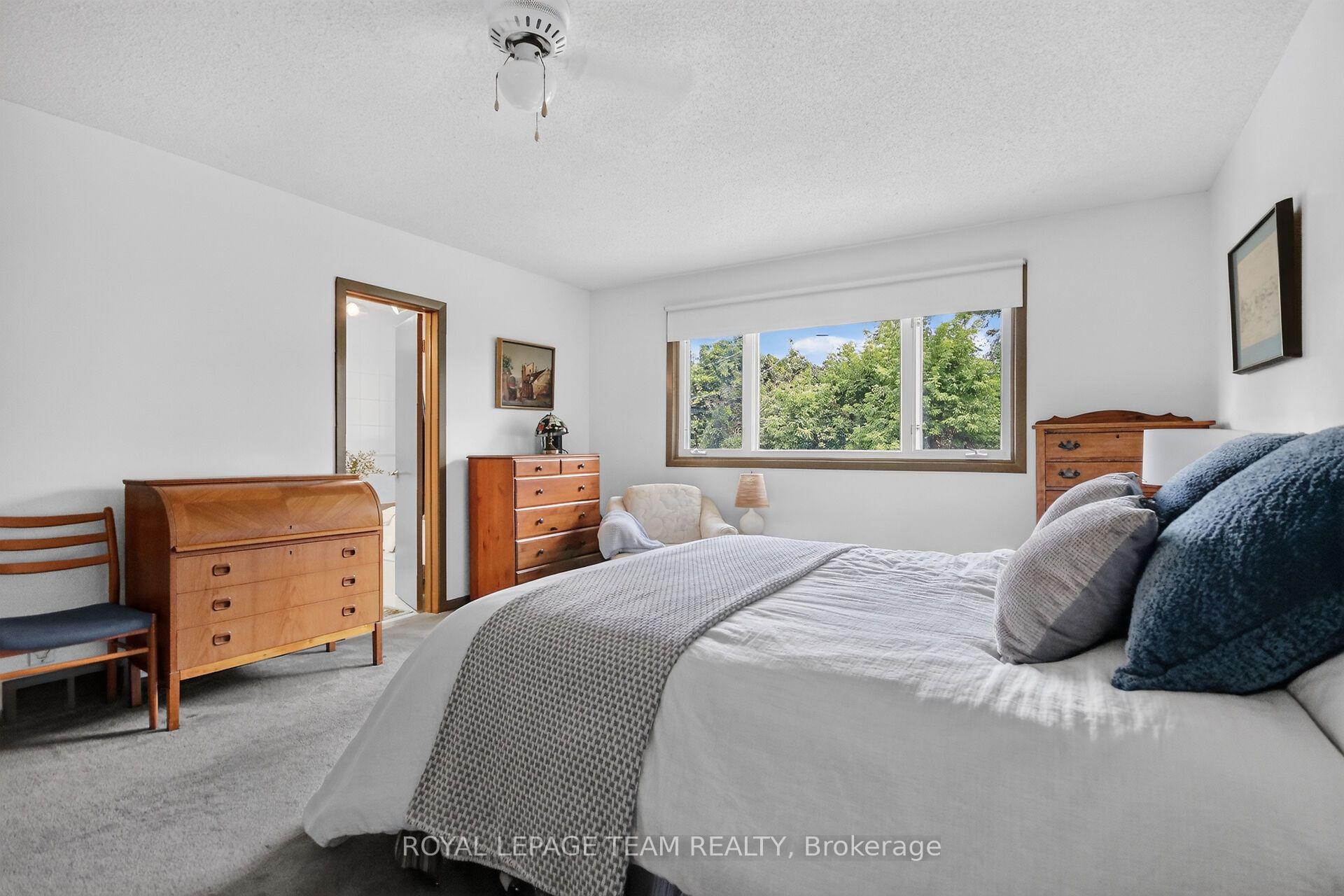 Photo 29 of 673 Golden Avenue, Ottawa, McKellar/Highland — HOMEH