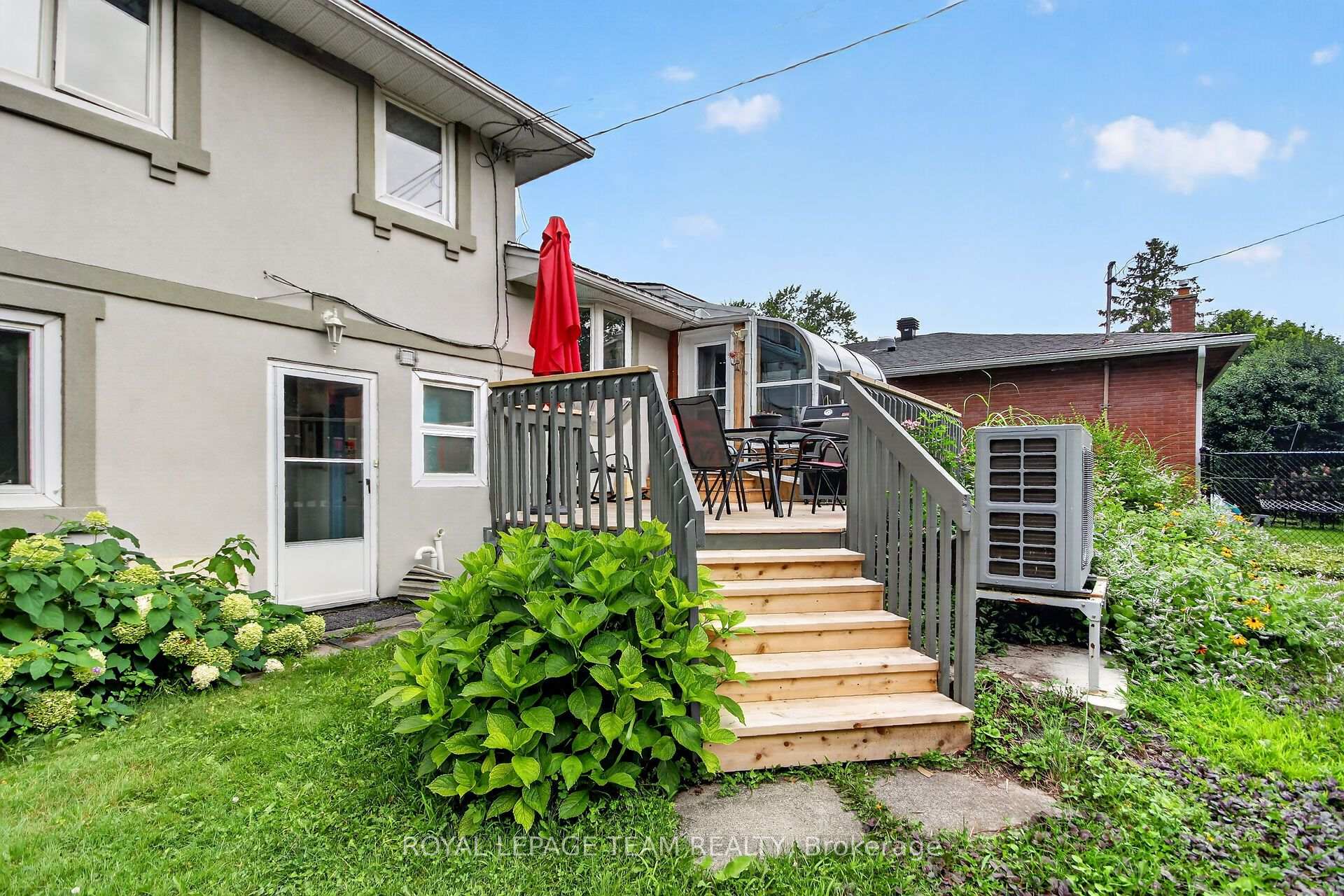 Photo 41 of 673 Golden Avenue, Ottawa, McKellar/Highland — HOMEH