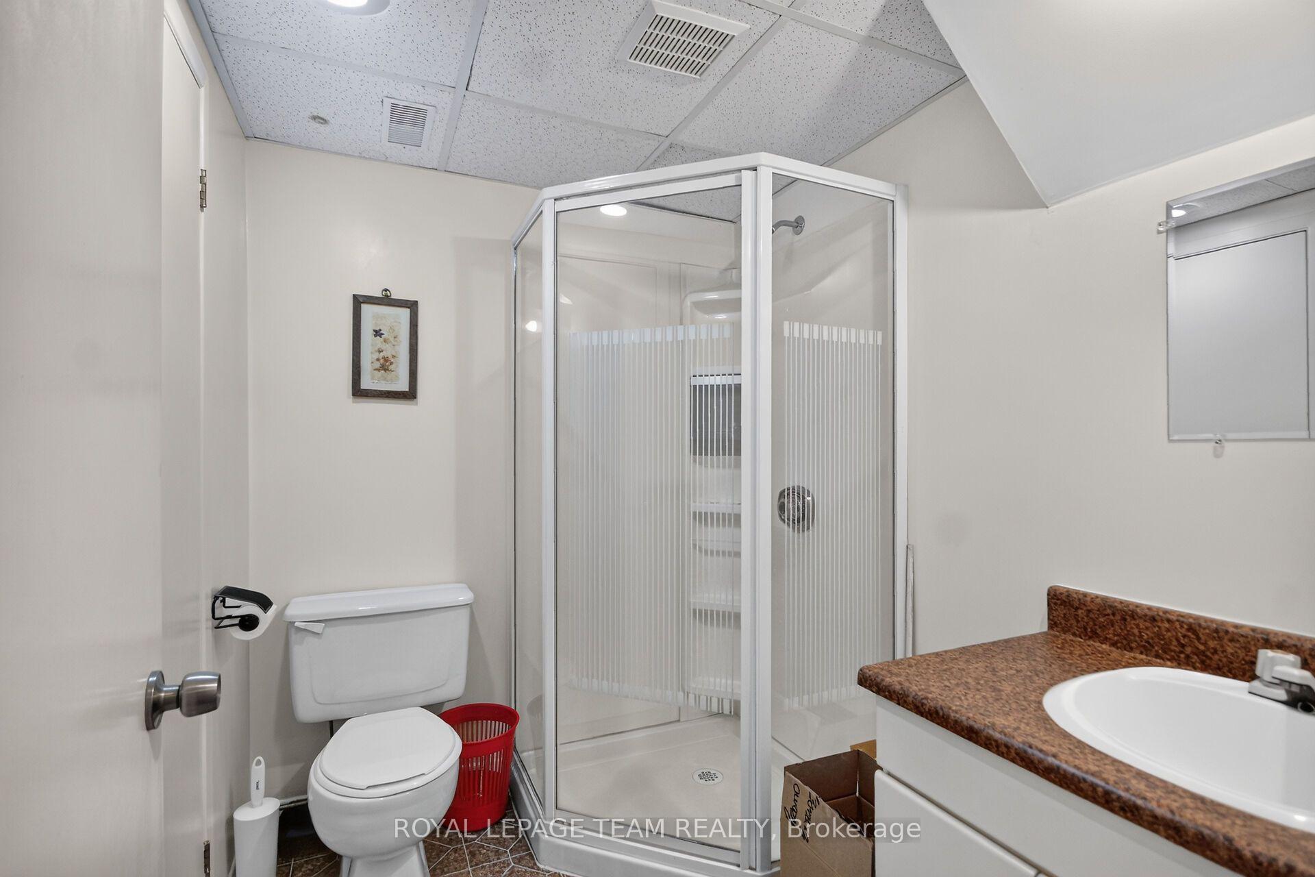 Photo 42 of 673 Golden Avenue, Ottawa, McKellar/Highland — HOMEH