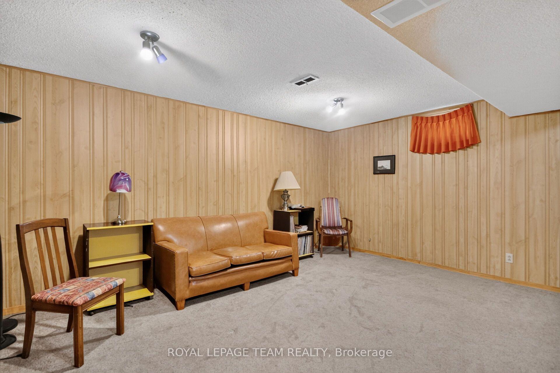 Photo 44 of 673 Golden Avenue, Ottawa, McKellar/Highland — HOMEH