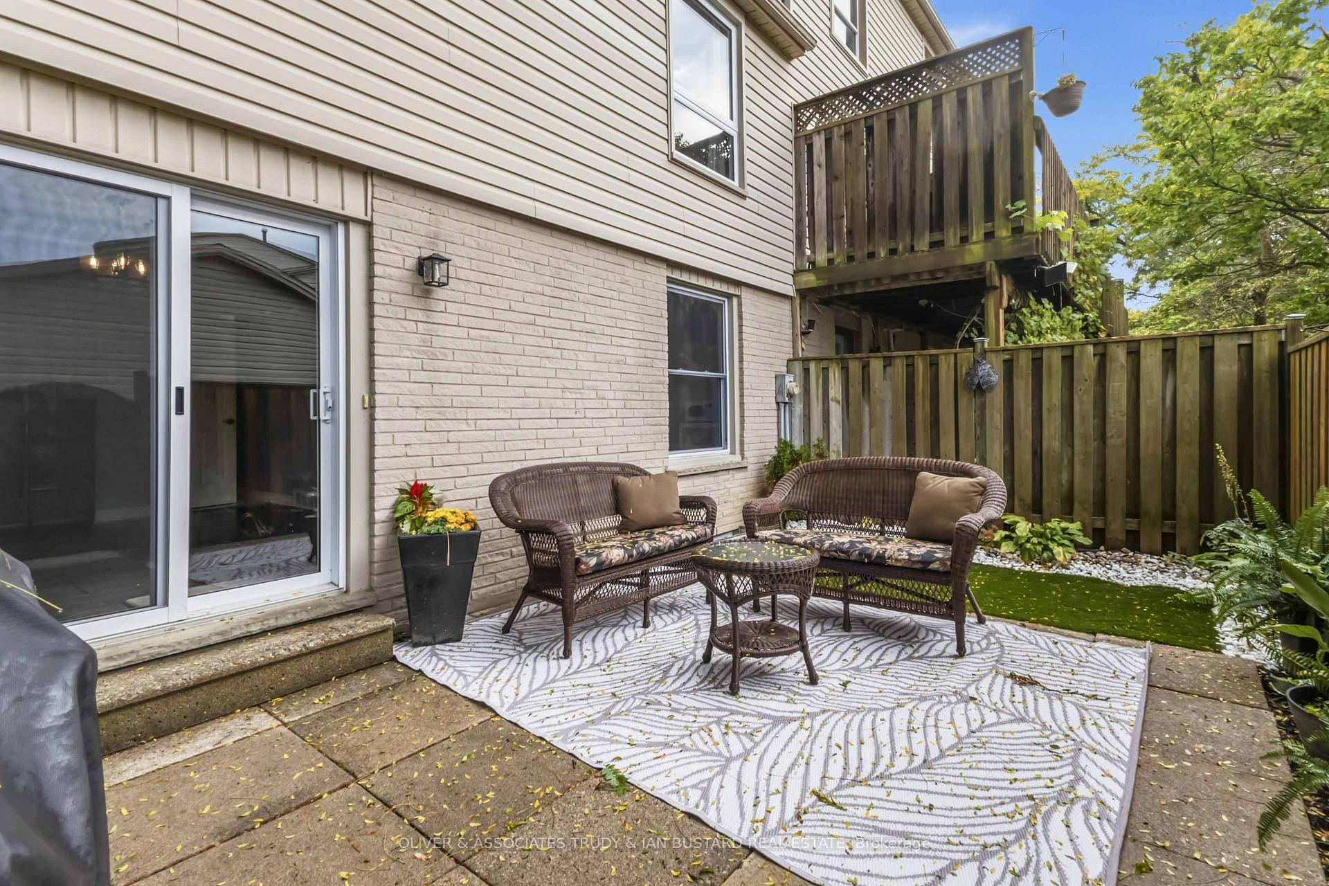 Photo 4 of 109 McMaster Drive E, London, South M — HOMEH