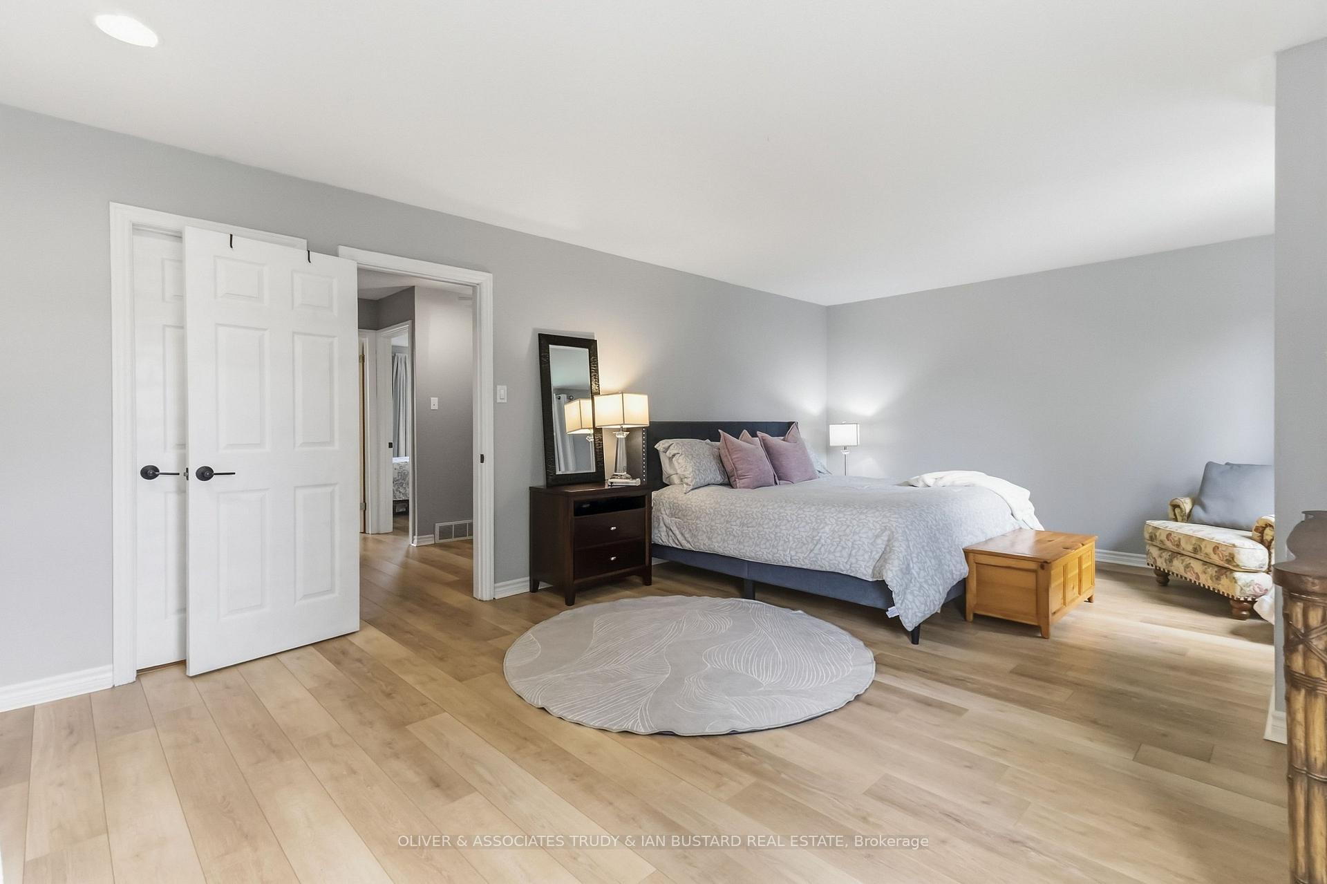 Photo 24 of 109 McMaster Drive E, London, South M — HOMEH