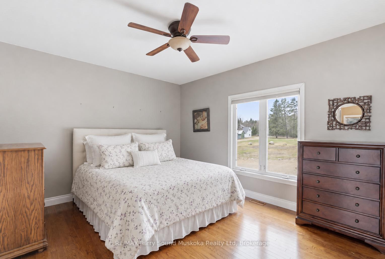 Photo 18 of 132 Lawson Drive, Kearney — HOMEH