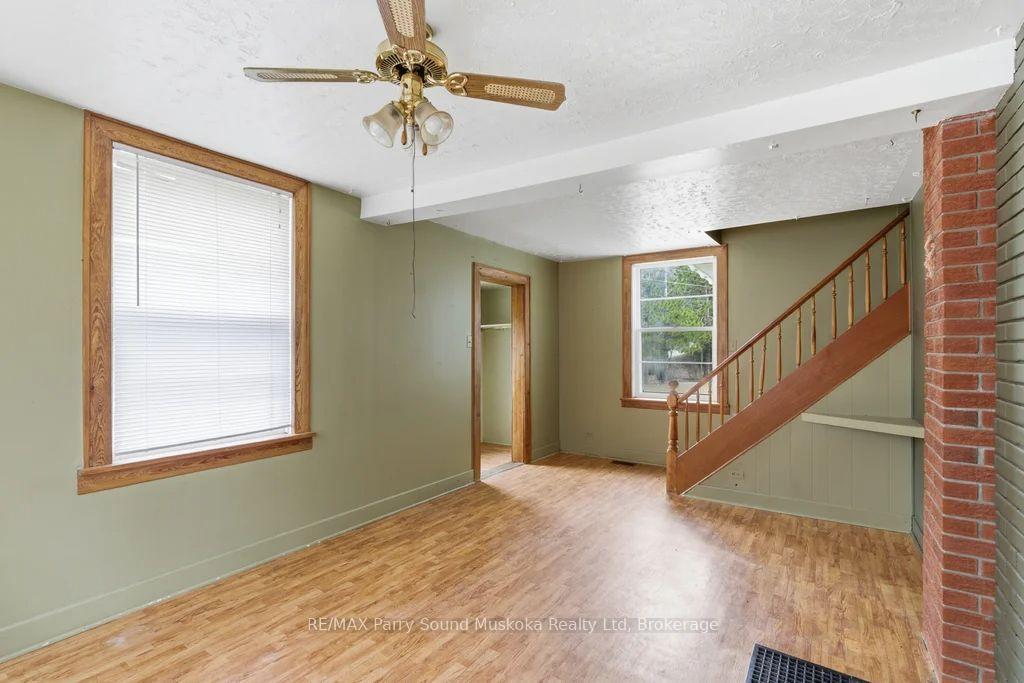 Photo 31 of 132 Lawson Drive, Kearney — HOMEH