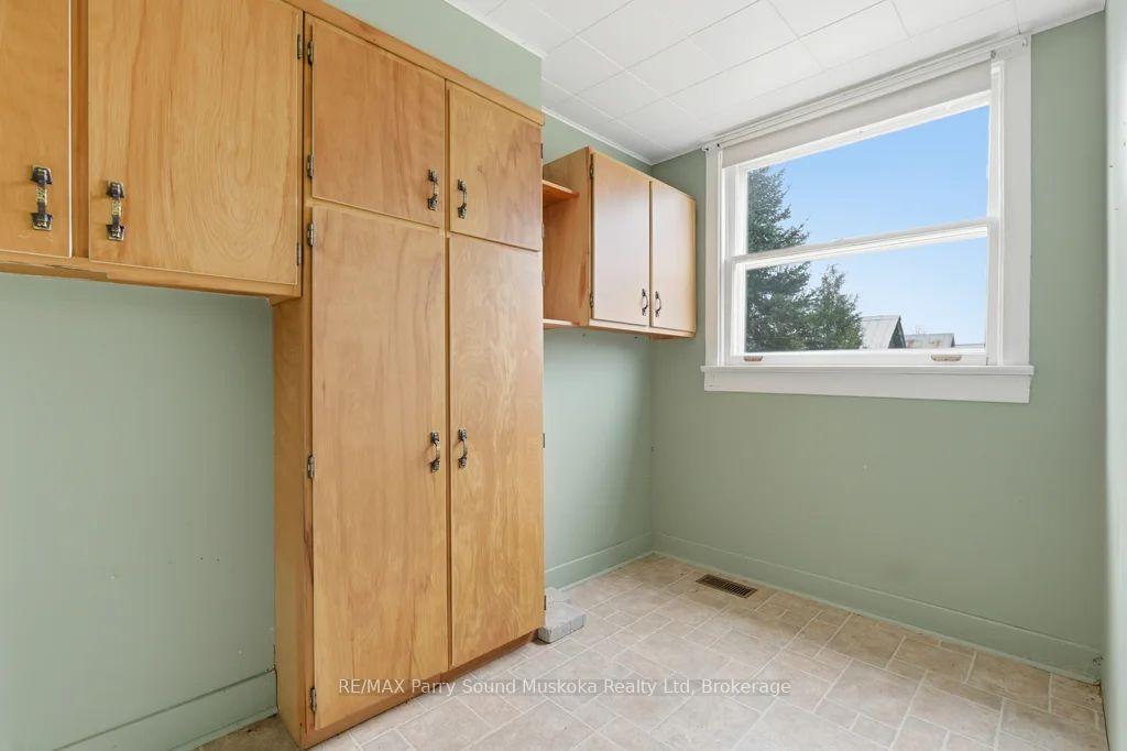 Photo 34 of 132 Lawson Drive, Kearney — HOMEH