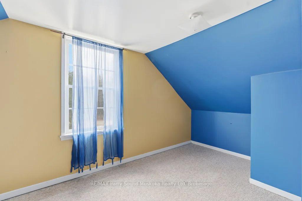 Photo 36 of 132 Lawson Drive, Kearney — HOMEH