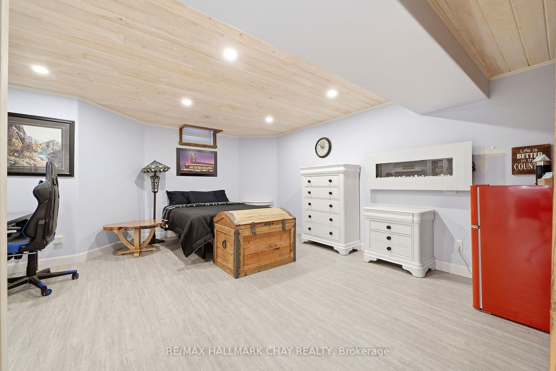 Photo 32 of 427 Haines Street, New Tecumseth, Beeton — HOMEH