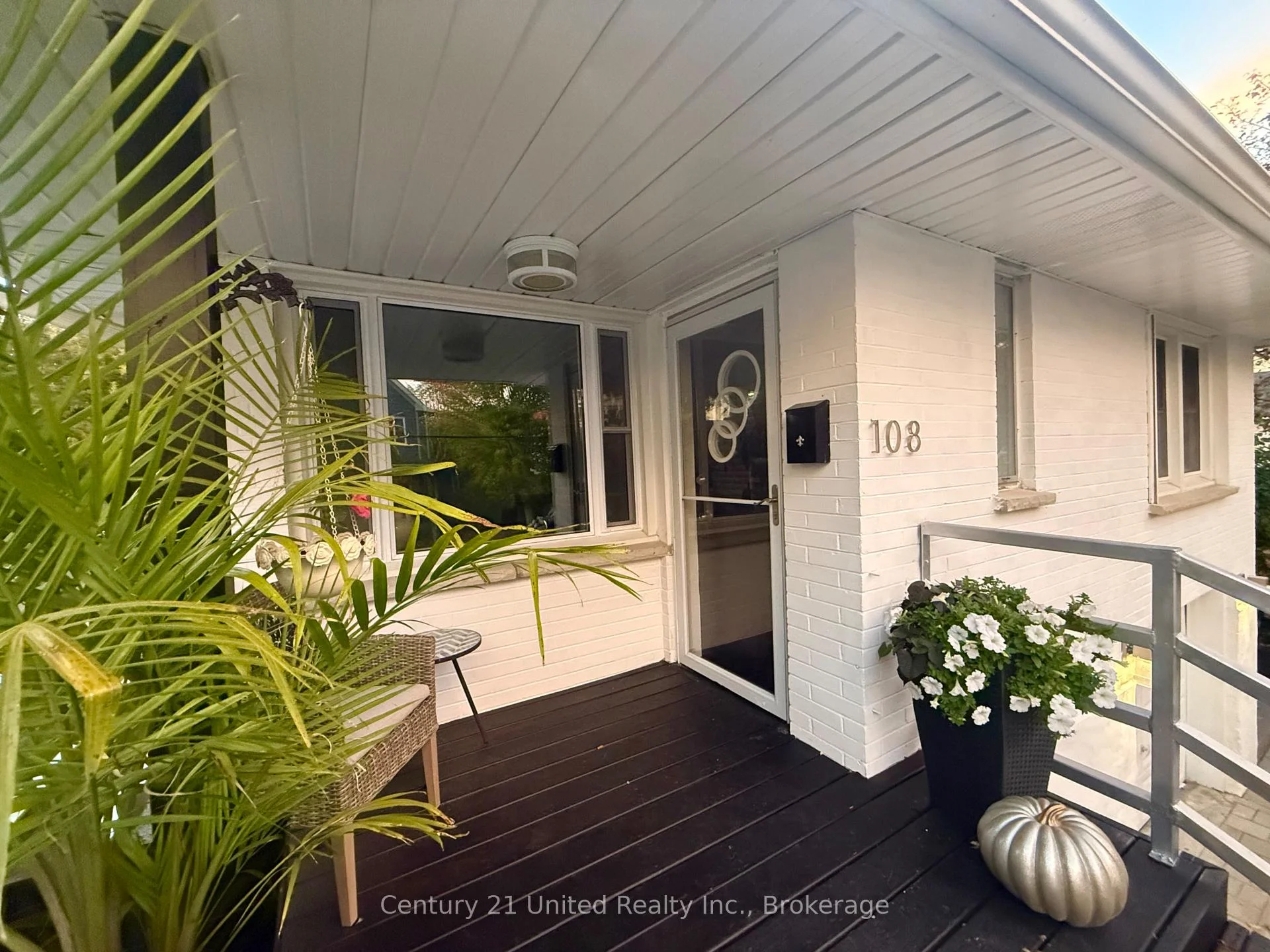 Photo 3 of 108 James Street E, Cobourg — HOMEH