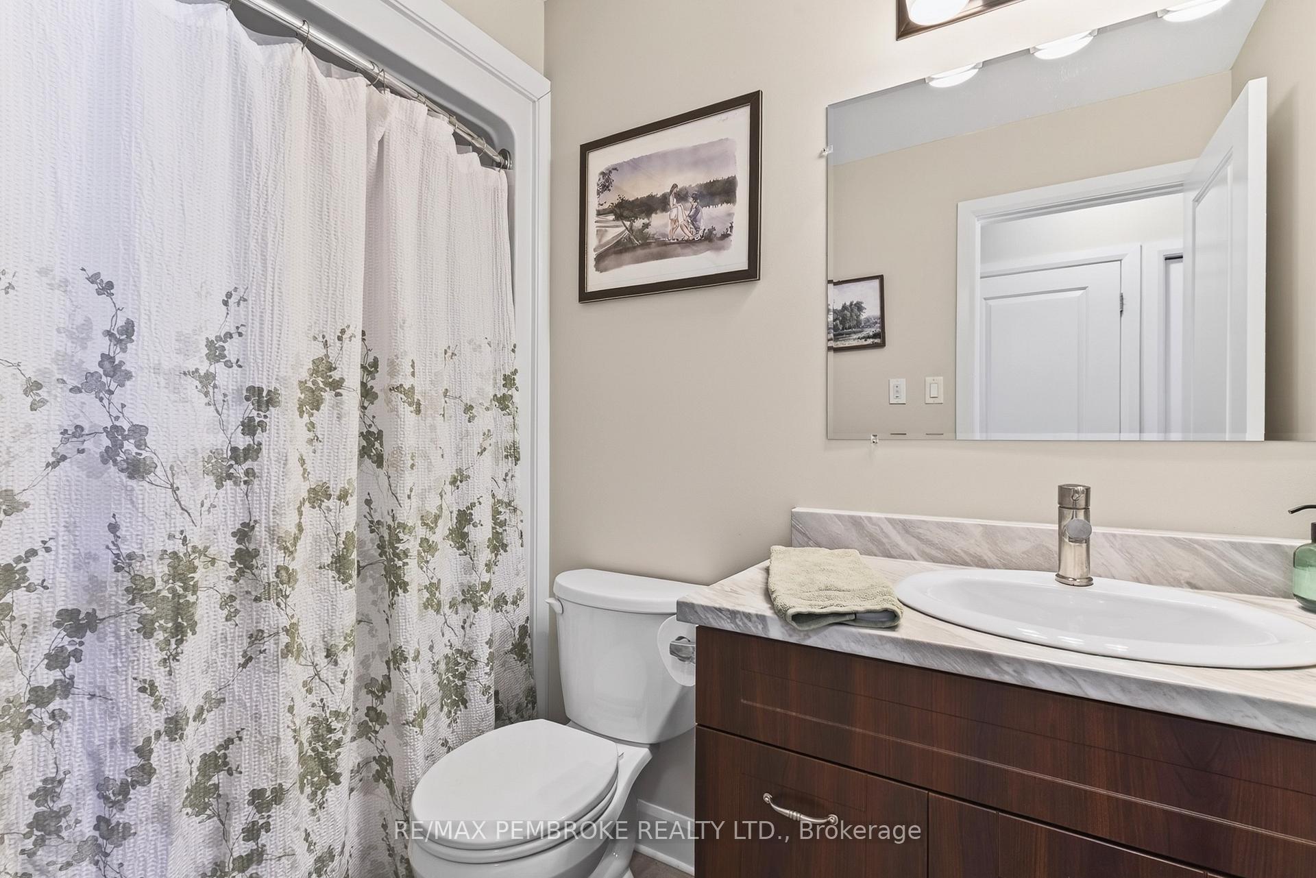 Photo 28 of 46 Terrance Drive, Petawawa, Petawawa — HOMEH