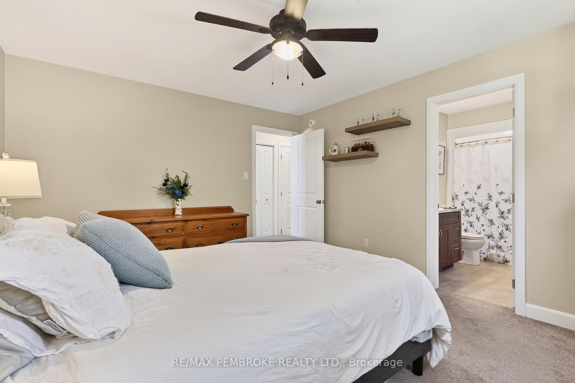 Photo 30 of 46 Terrance Drive, Petawawa, Petawawa — HOMEH