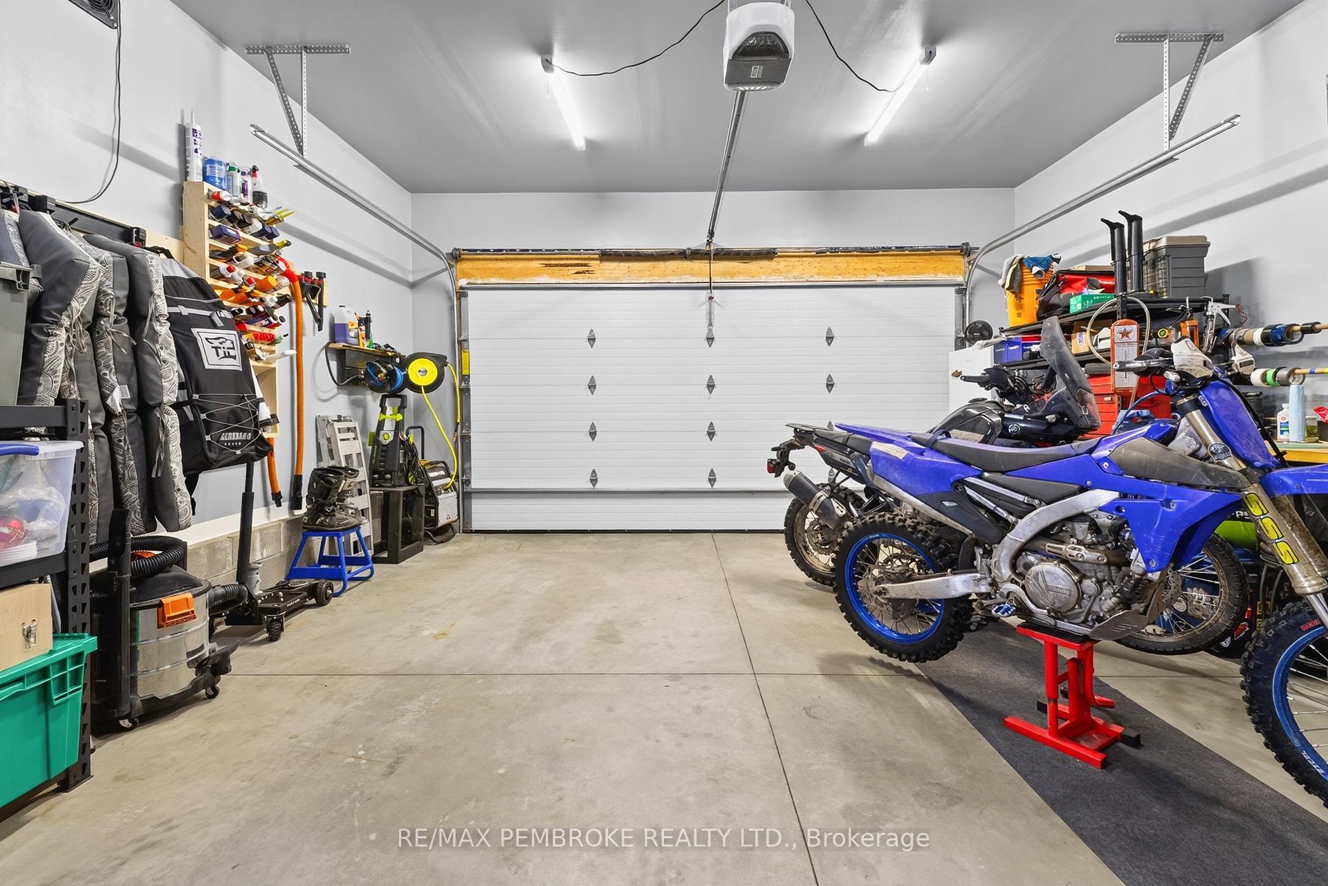 Photo 50 of 46 Terrance Drive, Petawawa, Petawawa — HOMEH