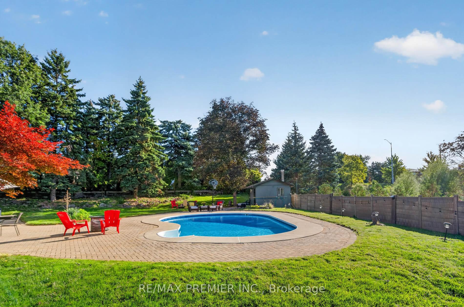Photo 44 of 35 Yellow Pine Crescent, Vaughan, East Woodbridge — HOMEH