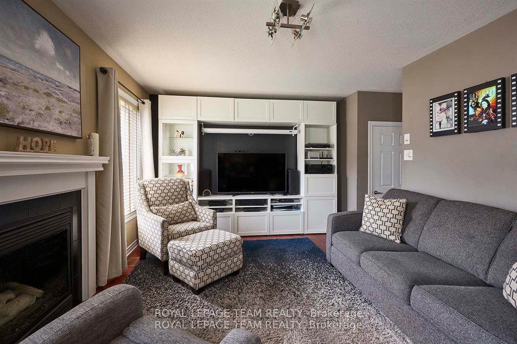 Photo 5 of 207 Burnaby Drive, Ottawa, Stittsville (North) — HOMEH