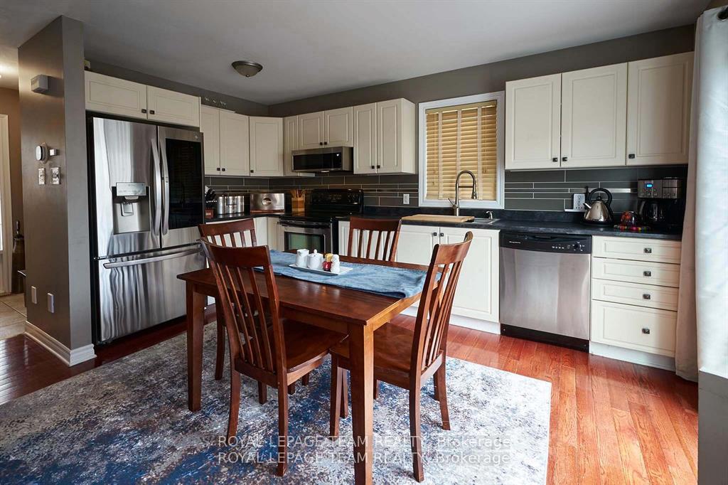 Photo 6 of 207 Burnaby Drive, Ottawa, Stittsville (North) — HOMEH