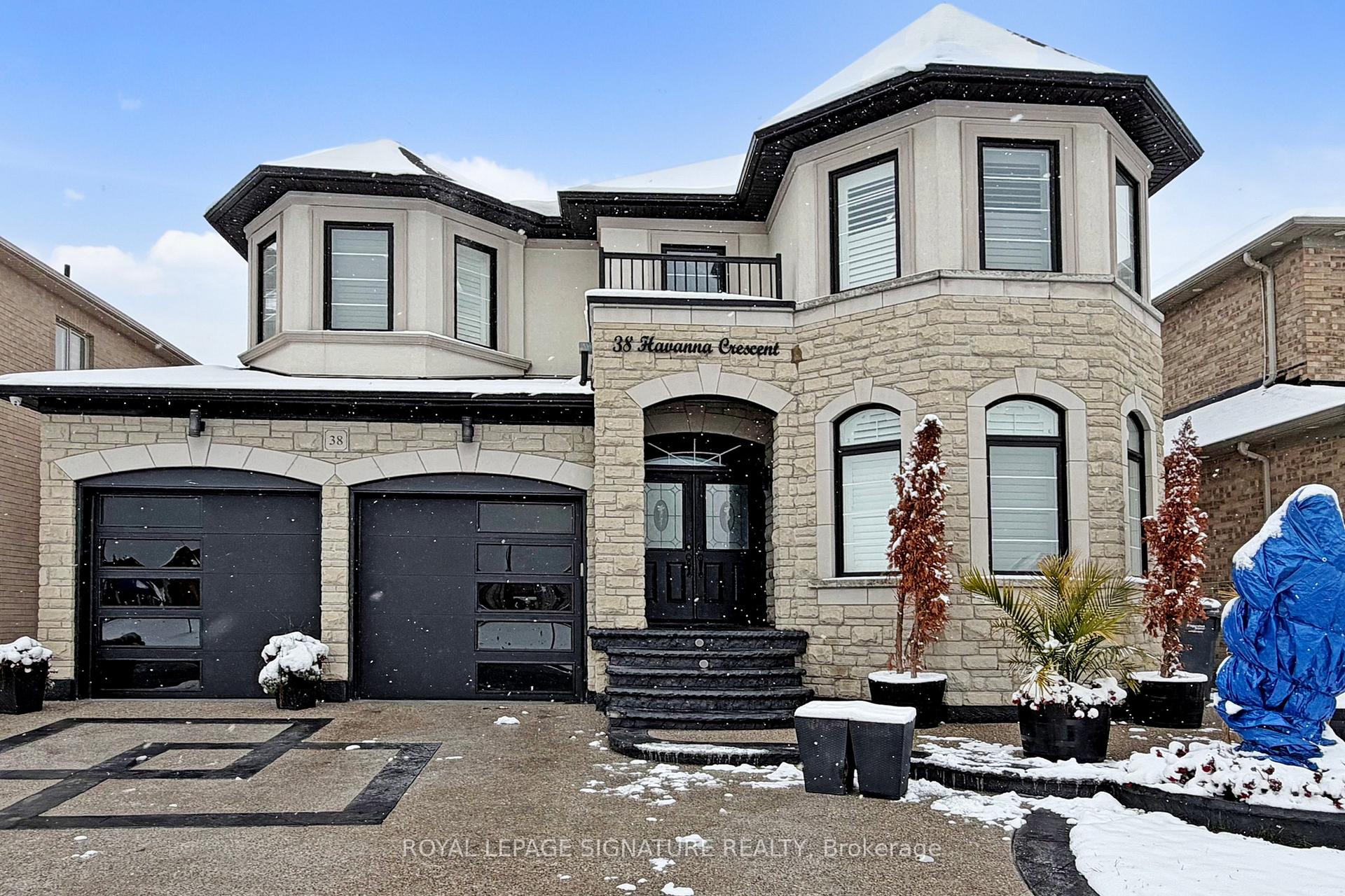Photo 2 of Unit Basement, 38 Havanna Crescent, Brampton, Bram East — HOMEH