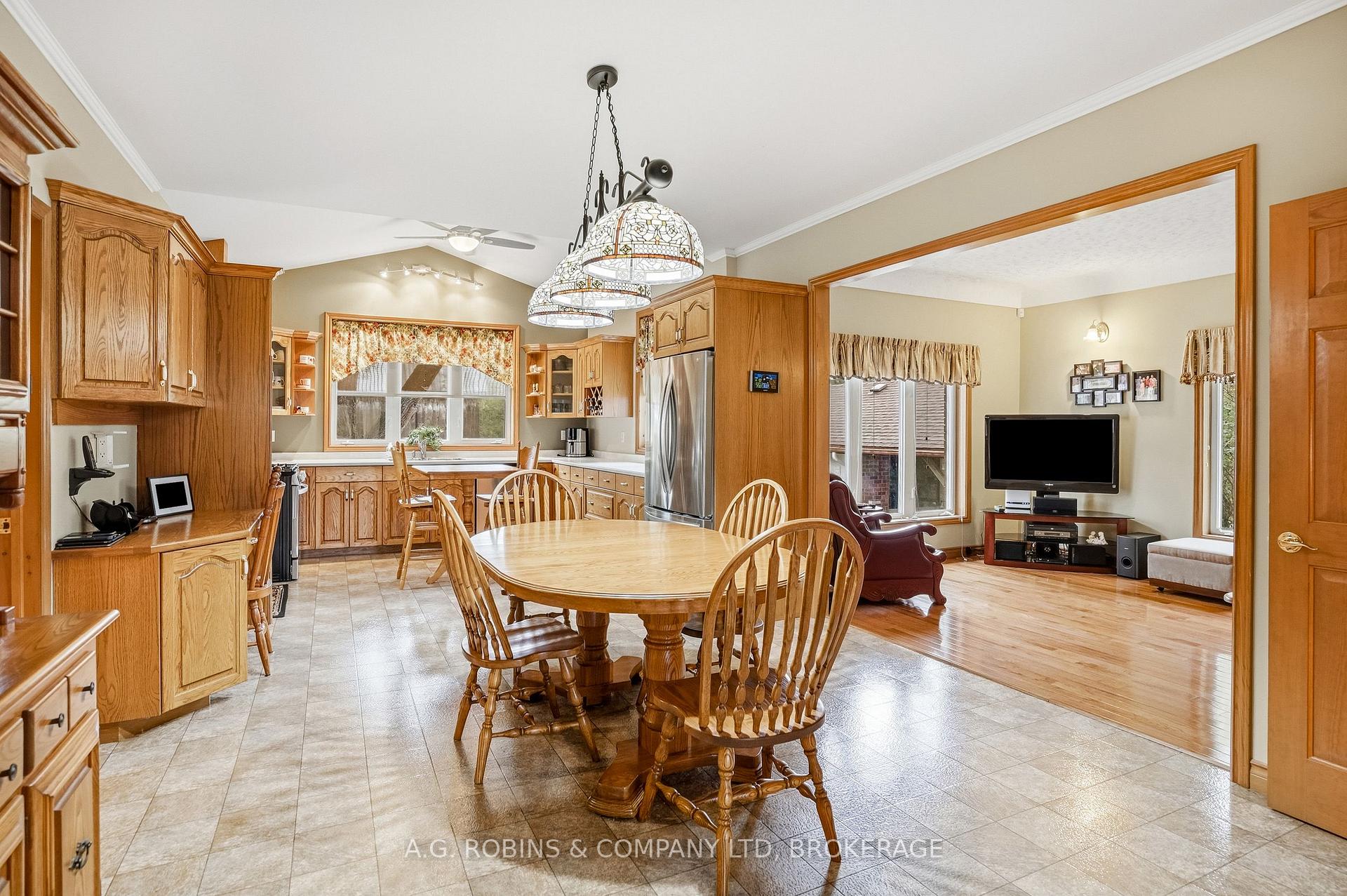 Photo 33 of 11573 3 Highway, Wainfleet, Marshville/Winger — HOMEH