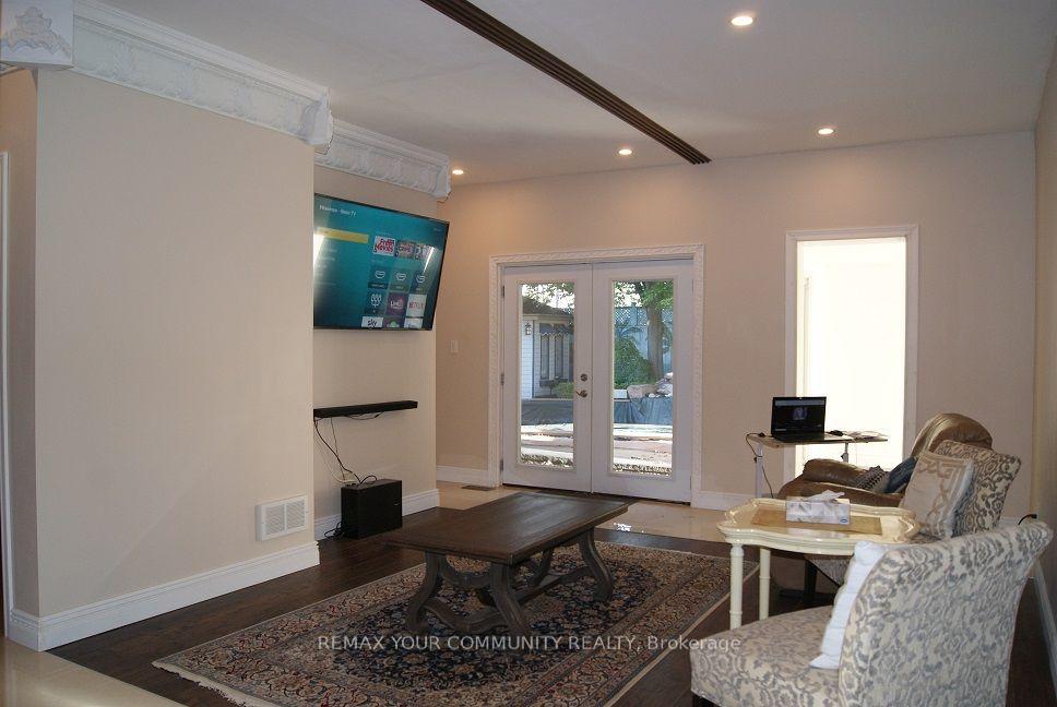 Photo 9 of 56 Willesden Road, North York, Hillcrest Village — HOMEH