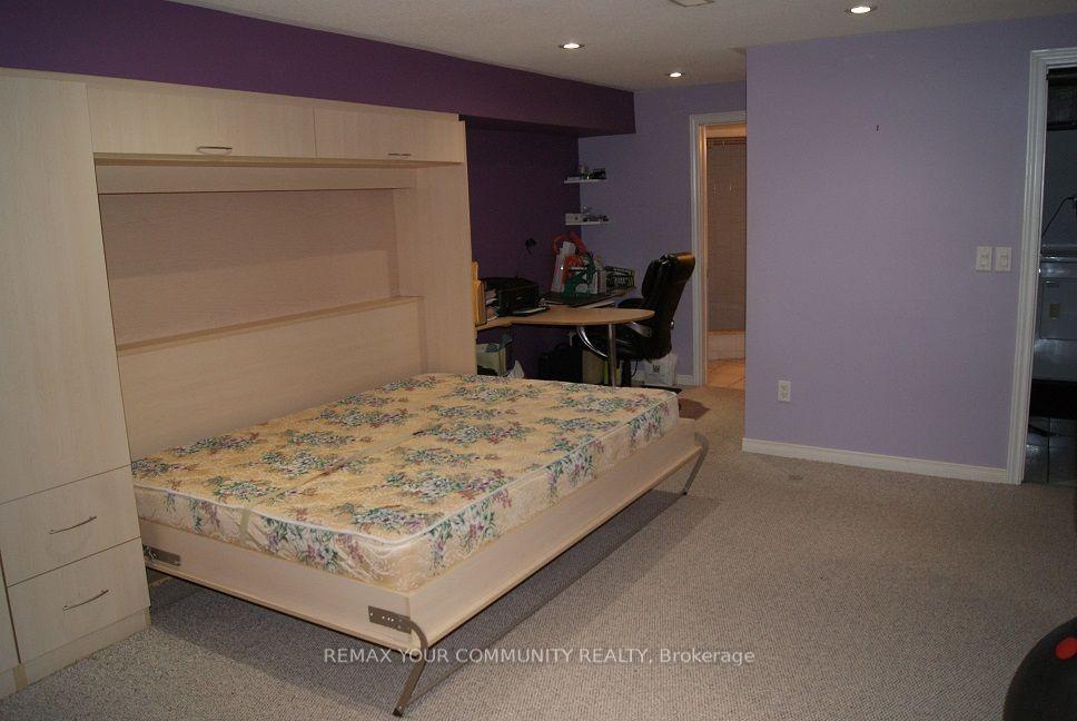 Photo 19 of 56 Willesden Road, North York, Hillcrest Village — HOMEH