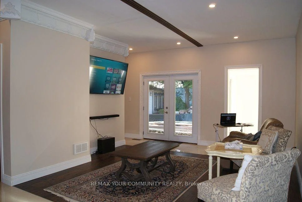 Photo 32 of 56 Willesden Road, North York, Hillcrest Village — HOMEH