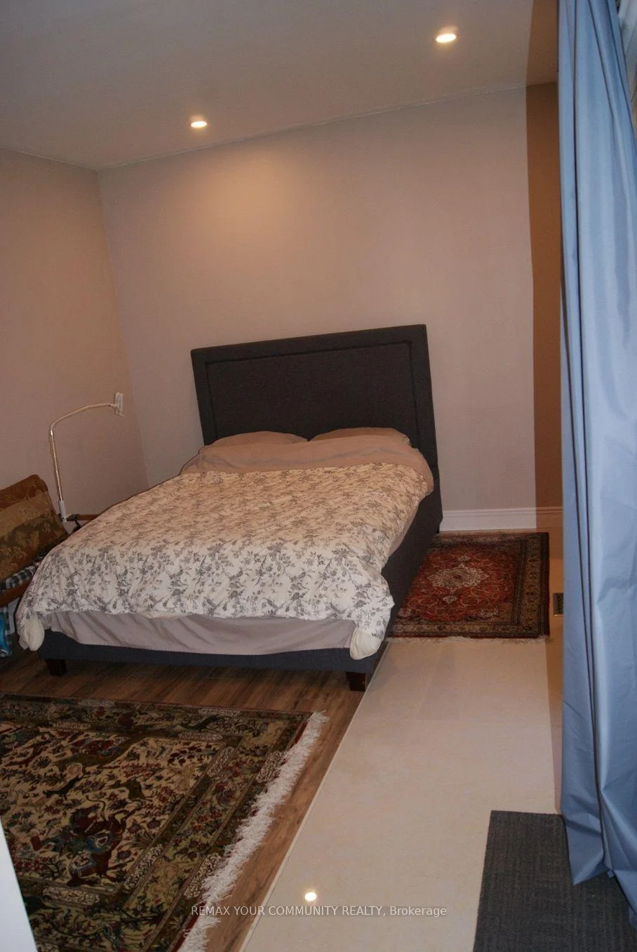 Photo 34 of 56 Willesden Road, North York, Hillcrest Village — HOMEH