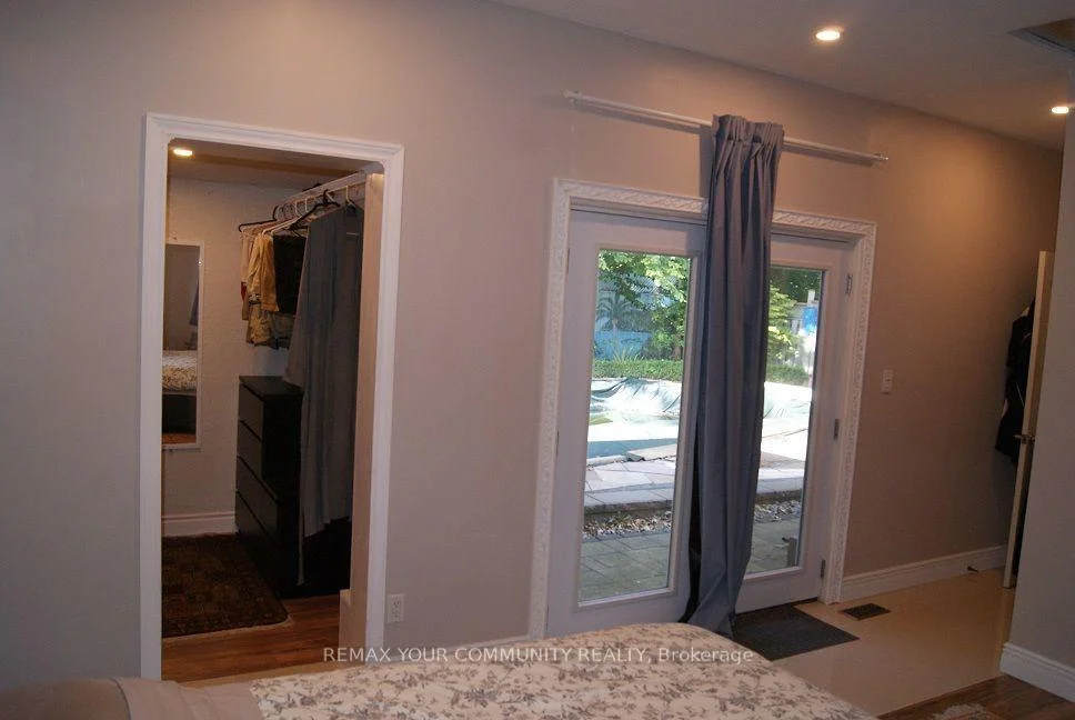 Photo 35 of 56 Willesden Road, North York, Hillcrest Village — HOMEH