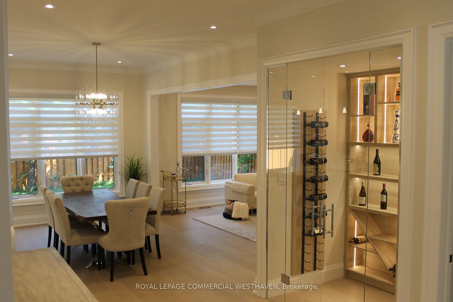 Photo 4 of 98 Charleswood Drive, North York, Clanton Park — HOMEH
