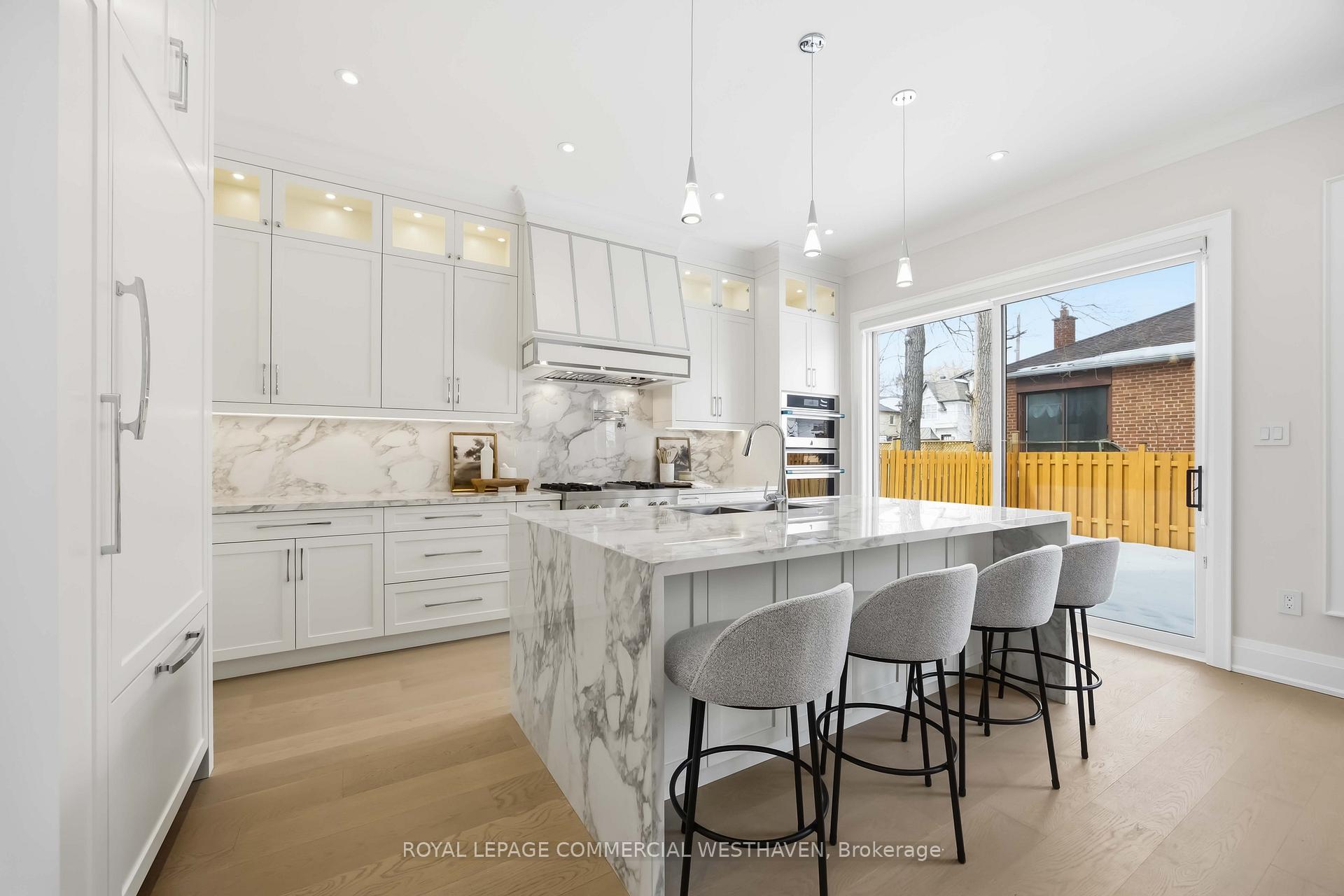 Photo 7 of 98 Charleswood Drive, North York, Clanton Park — HOMEH