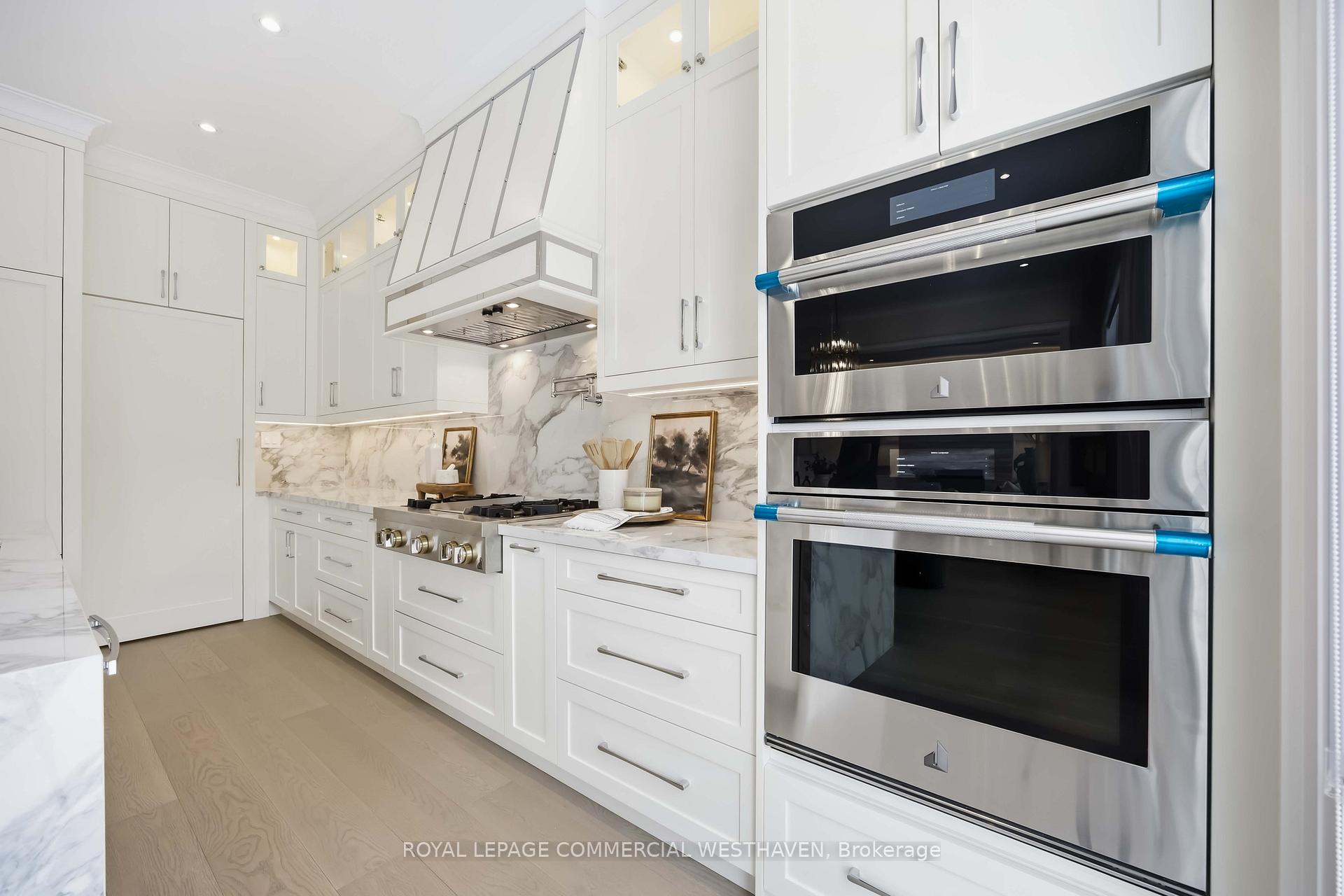 Photo 8 of 98 Charleswood Drive, North York, Clanton Park — HOMEH
