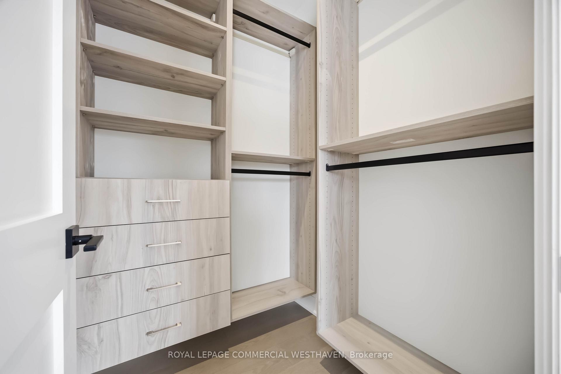 Photo 14 of 98 Charleswood Drive, North York, Clanton Park — HOMEH