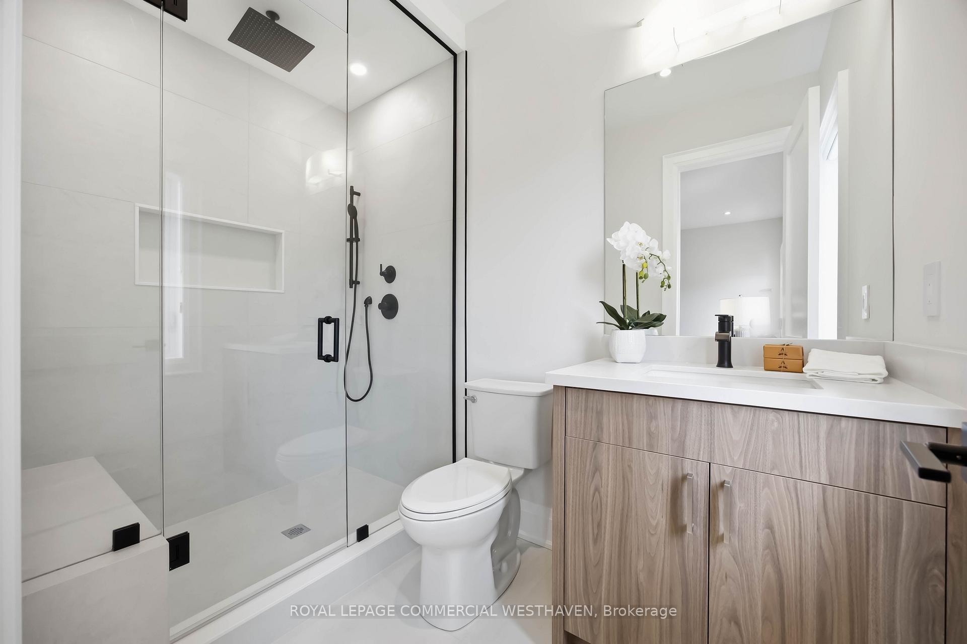 Photo 20 of 98 Charleswood Drive, North York, Clanton Park — HOMEH