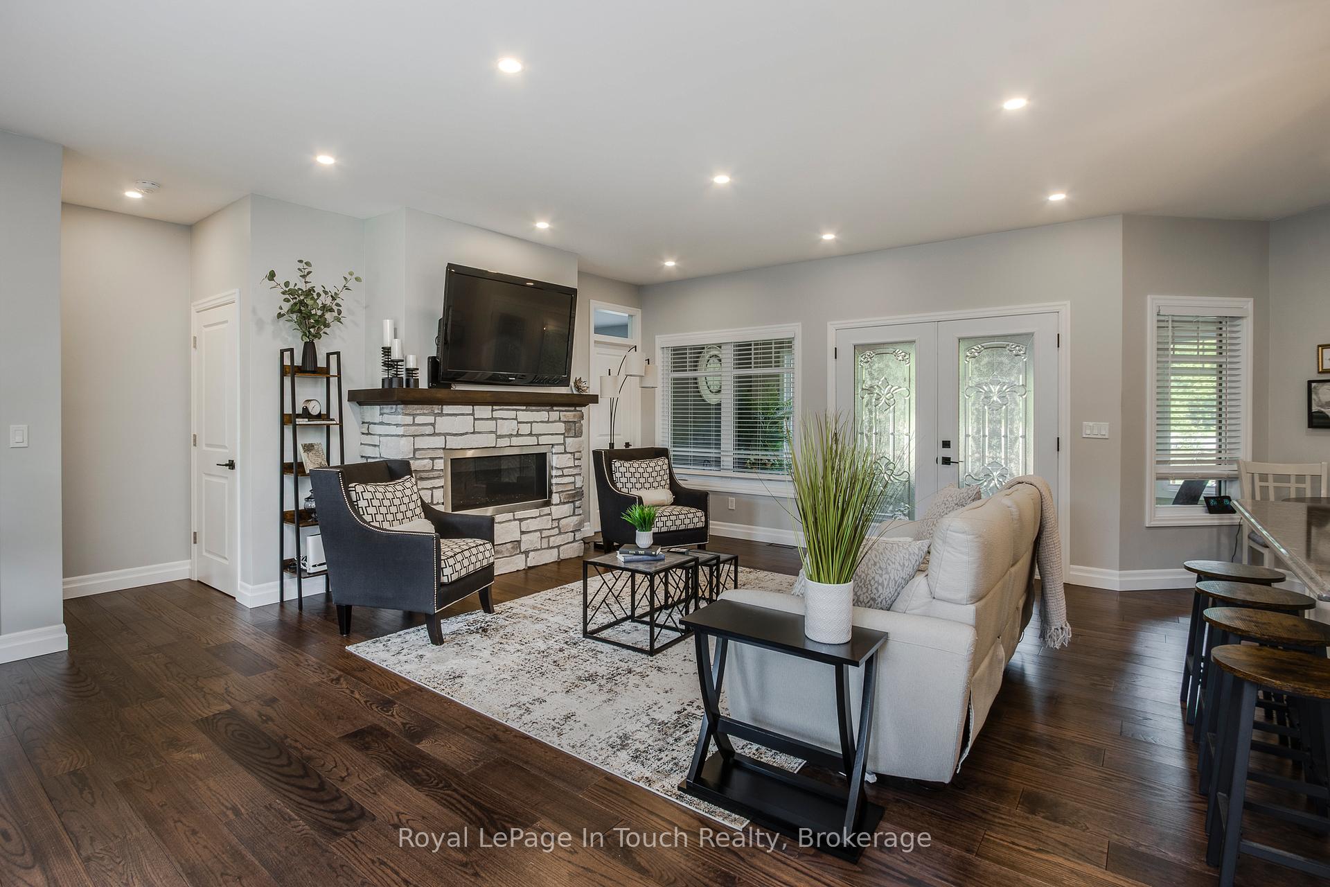 Photo 8 of 55 Beaufort Crescent, Tiny, Rural Tiny — HOMEH