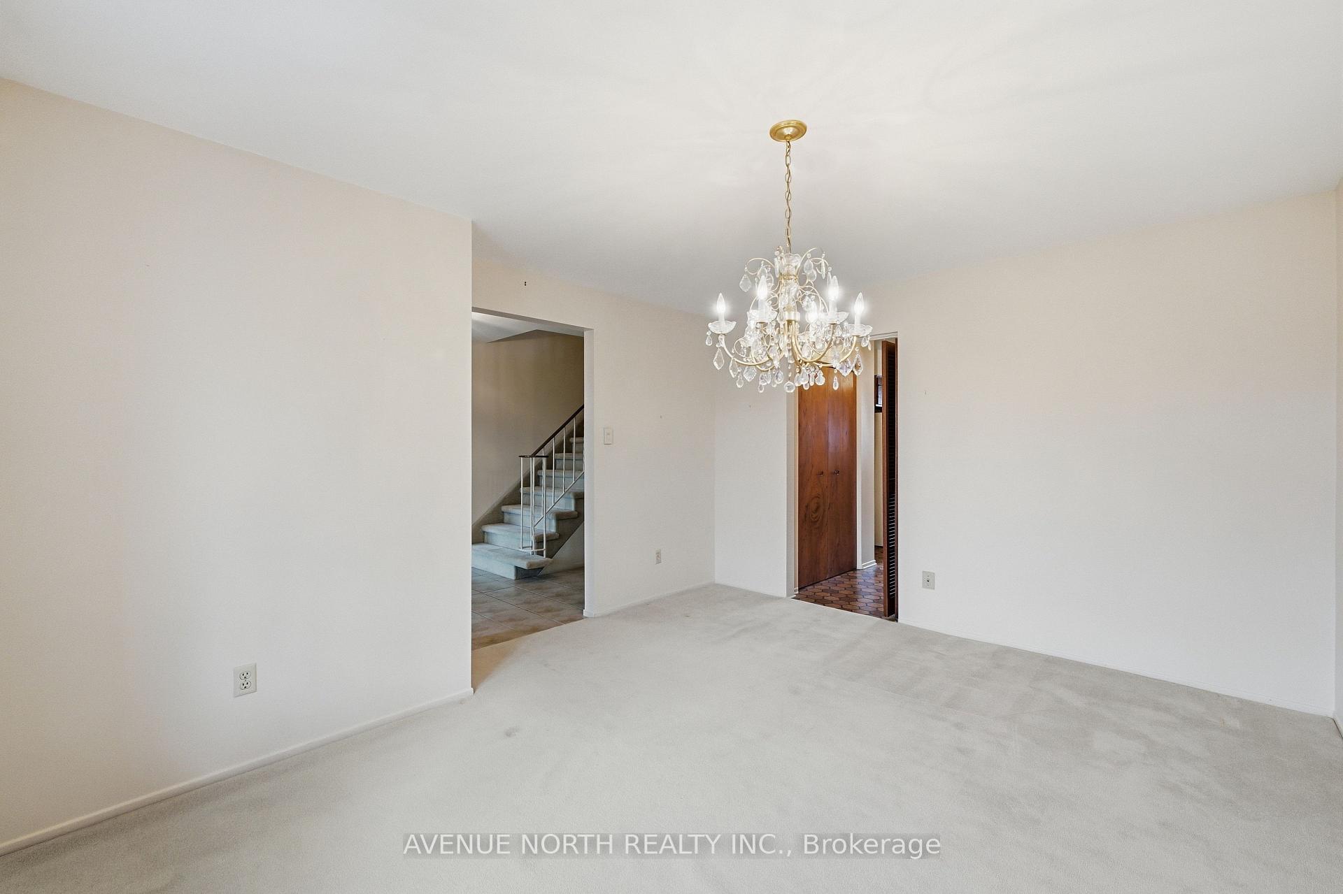 Photo 12 of 1283 Surrey Avenue, Ottawa, Ellwood — HOMEH