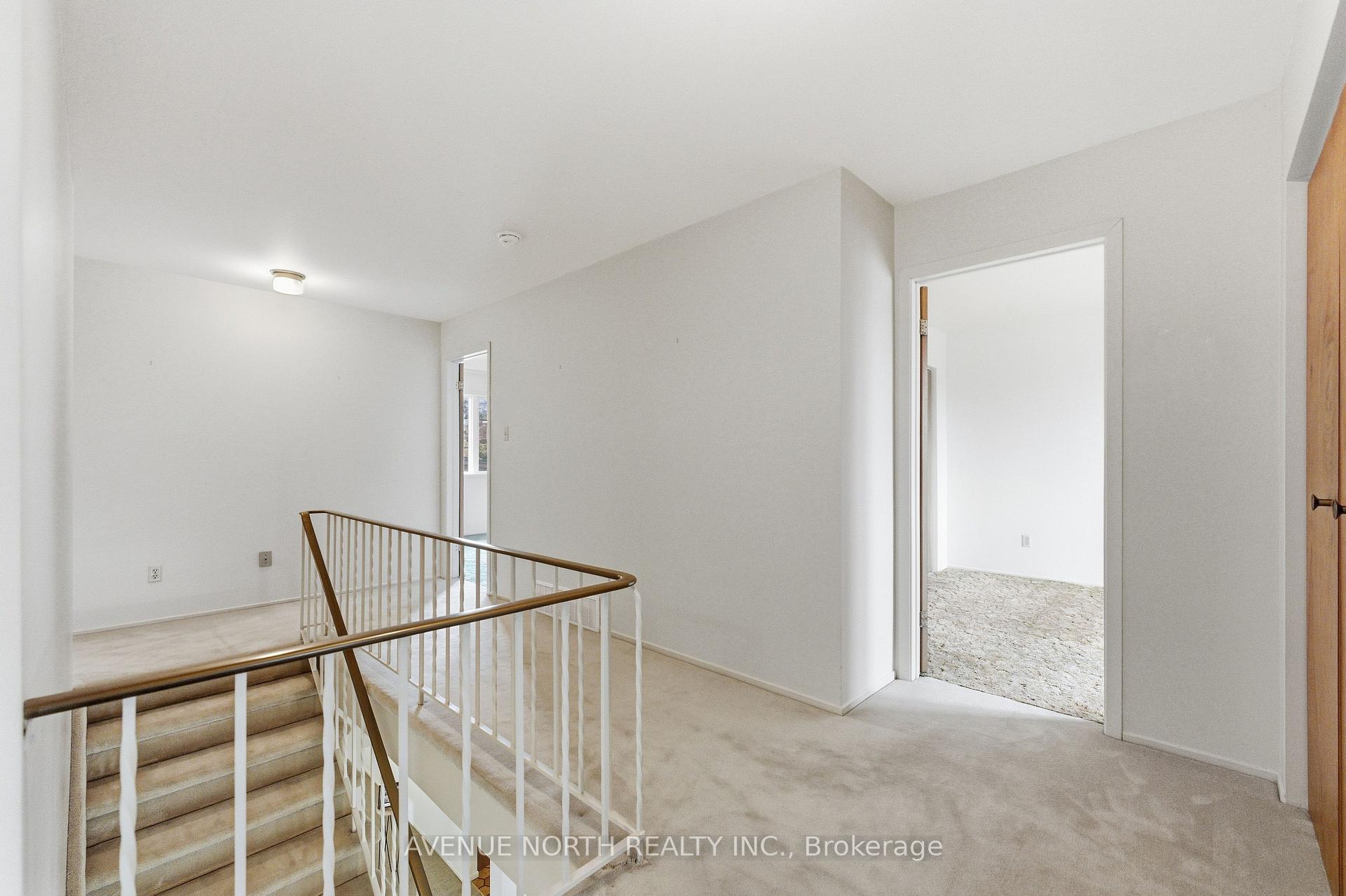 Photo 21 of 1283 Surrey Avenue, Ottawa, Ellwood — HOMEH