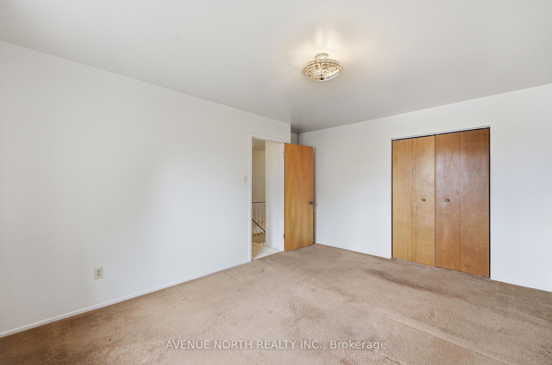 Photo 26 of 1283 Surrey Avenue, Ottawa, Ellwood — HOMEH