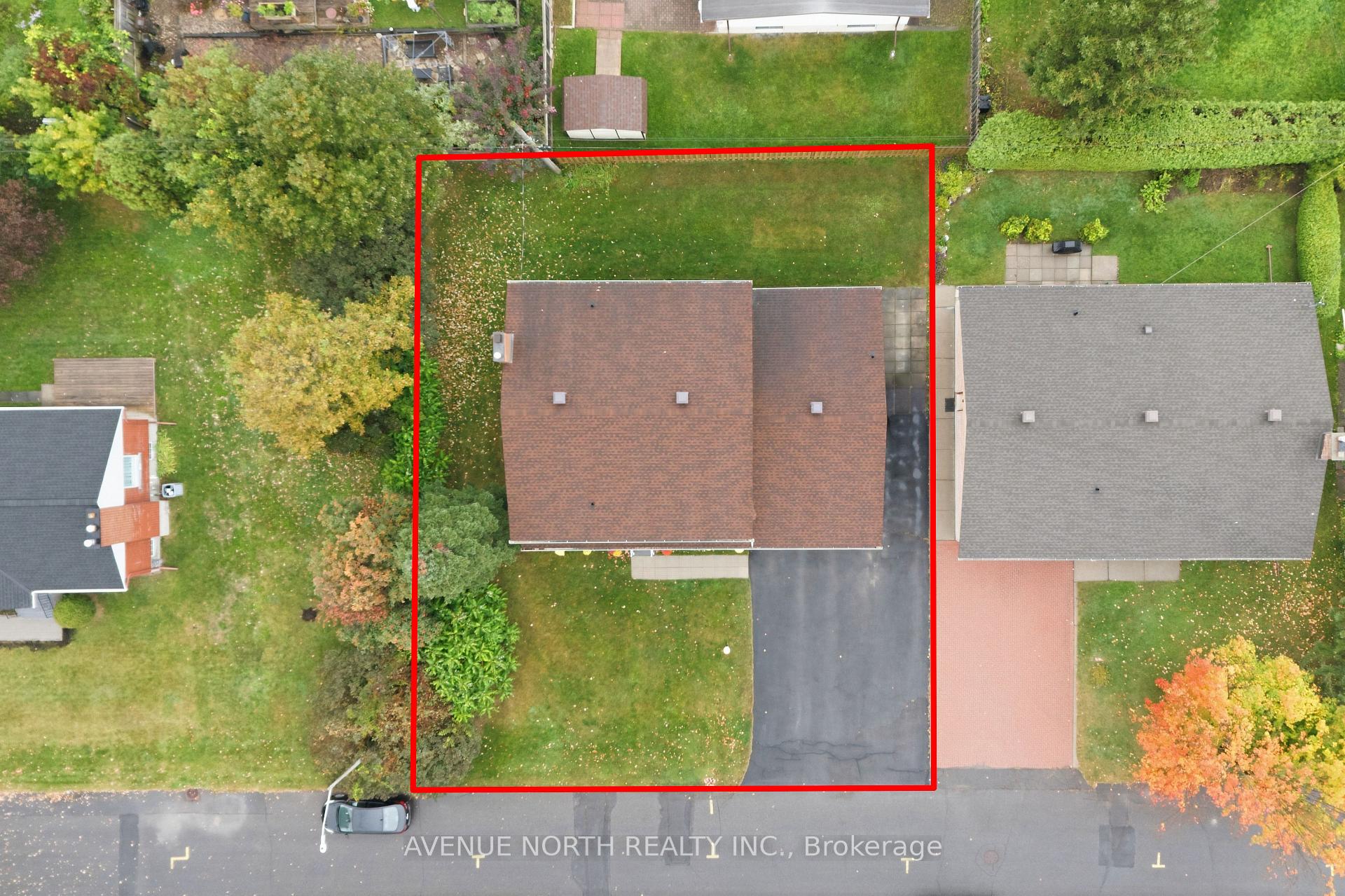 Photo 38 of 1283 Surrey Avenue, Ottawa, Ellwood — HOMEH