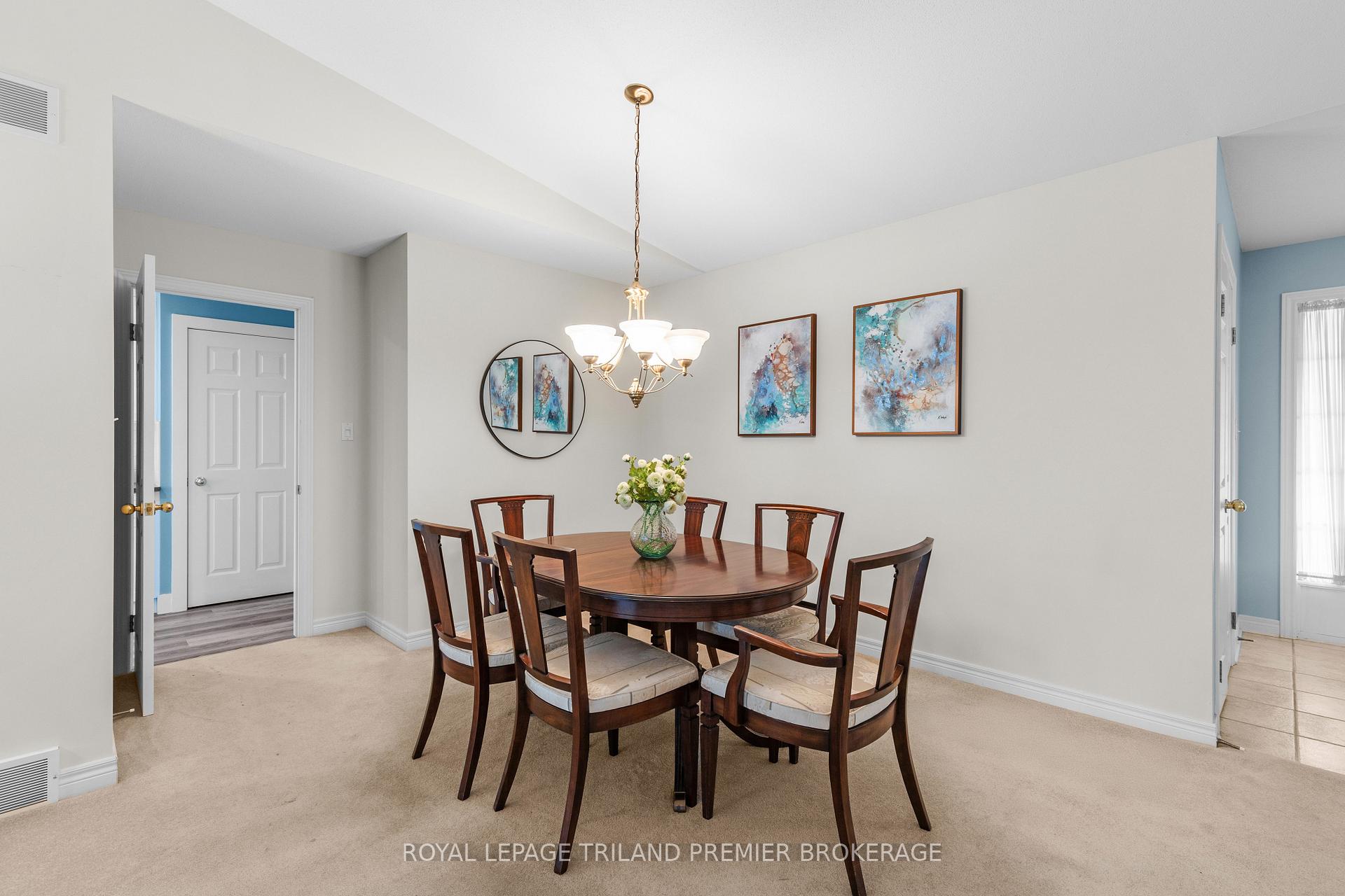 Photo 5 of Unit 7, 1755 Louise Boulevard, London, North R — HOMEH