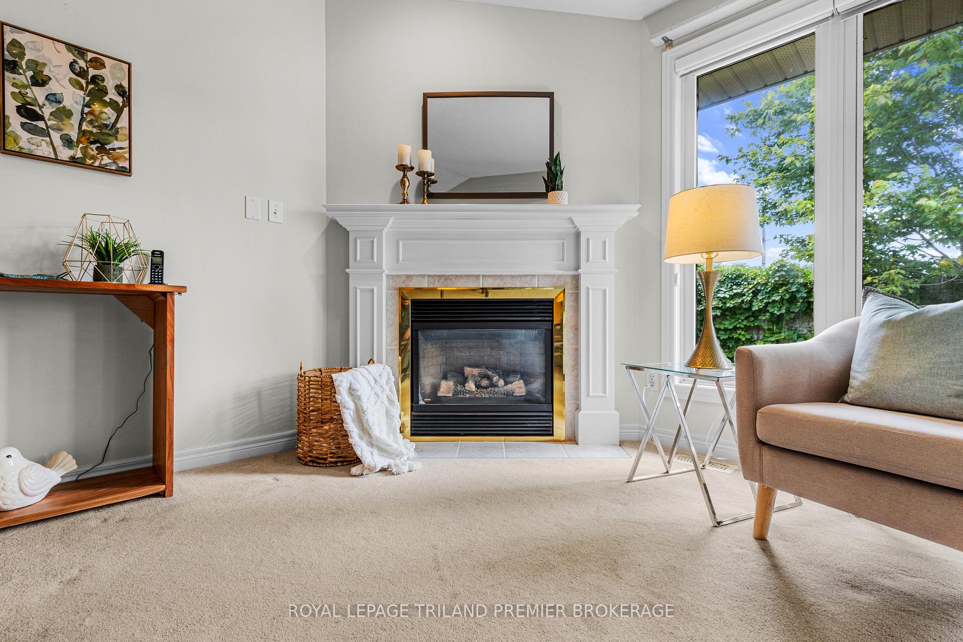 Photo 9 of Unit 7, 1755 Louise Boulevard, London, North R — HOMEH