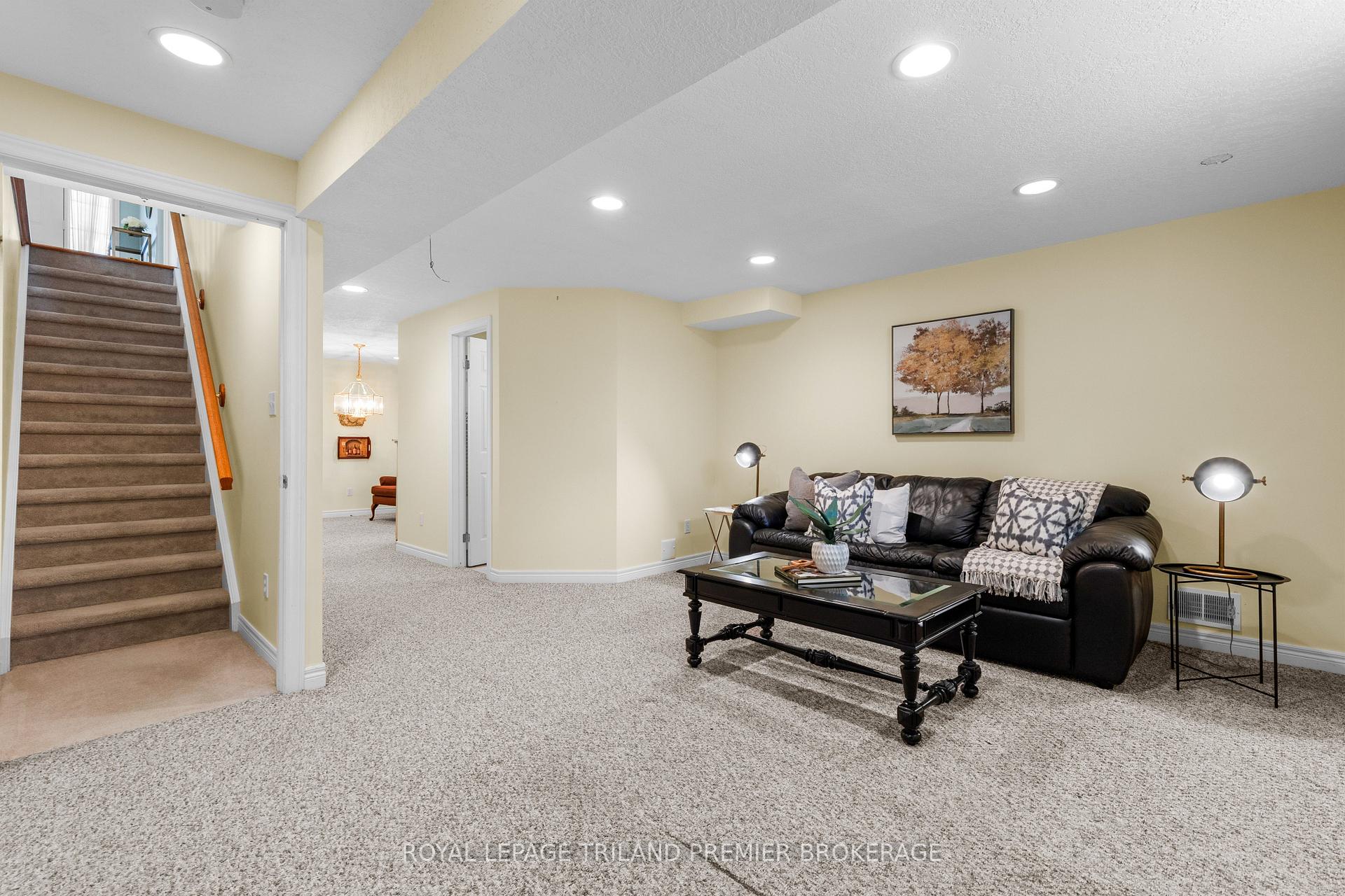 Photo 25 of Unit 7, 1755 Louise Boulevard, London, North R — HOMEH
