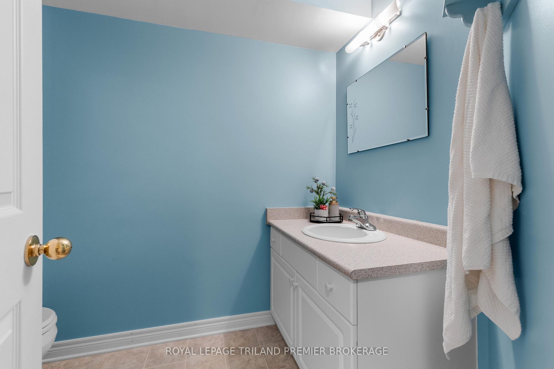 Photo 31 of Unit 7, 1755 Louise Boulevard, London, North R — HOMEH