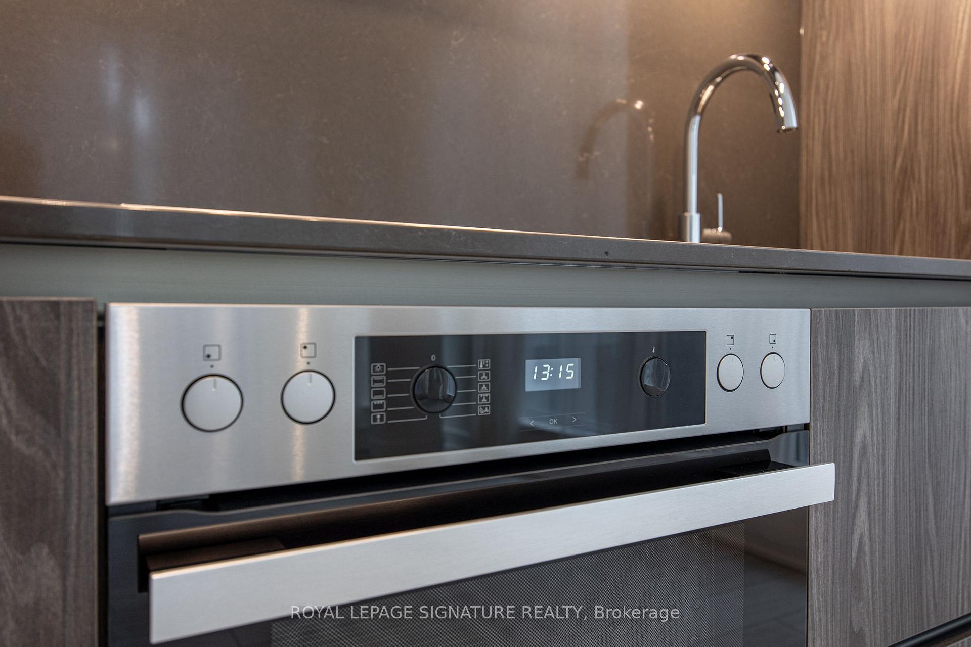 Photo 9 of Unit 525, 15 Mercer Street, Toronto, Waterfront Communities — HOMEH