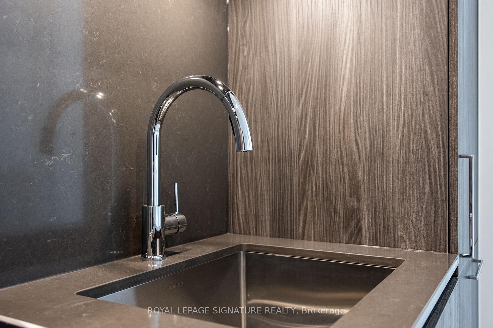 Photo 10 of Unit 525, 15 Mercer Street, Toronto, Waterfront Communities — HOMEH