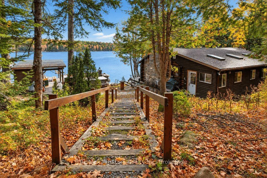 Photo 13 of 14 60 Highway E, South Algonquin — HOMEH