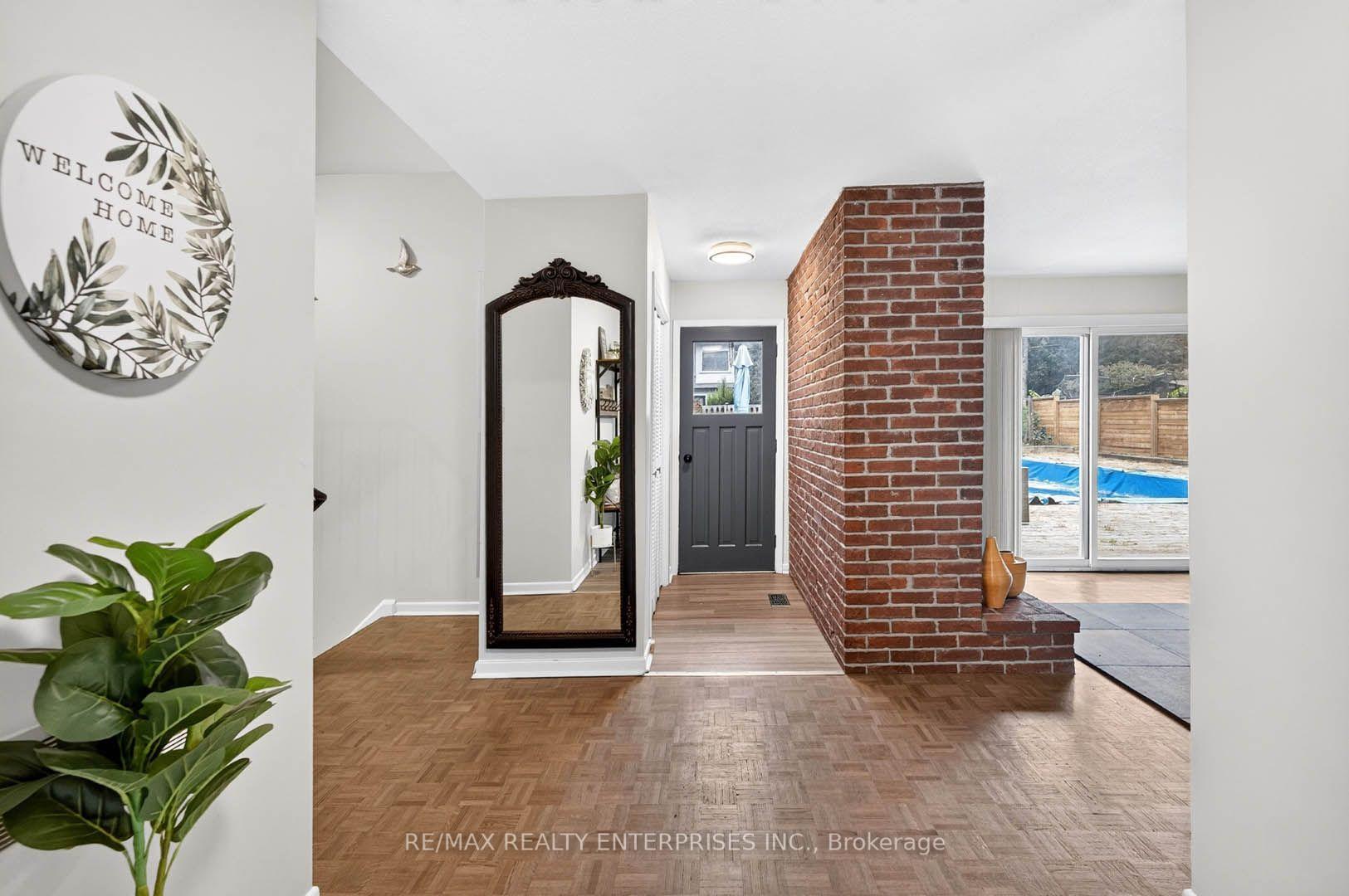 Photo 7 of 829 Terlin Boulevard, Mississauga, Lorne Park — HOMEH
