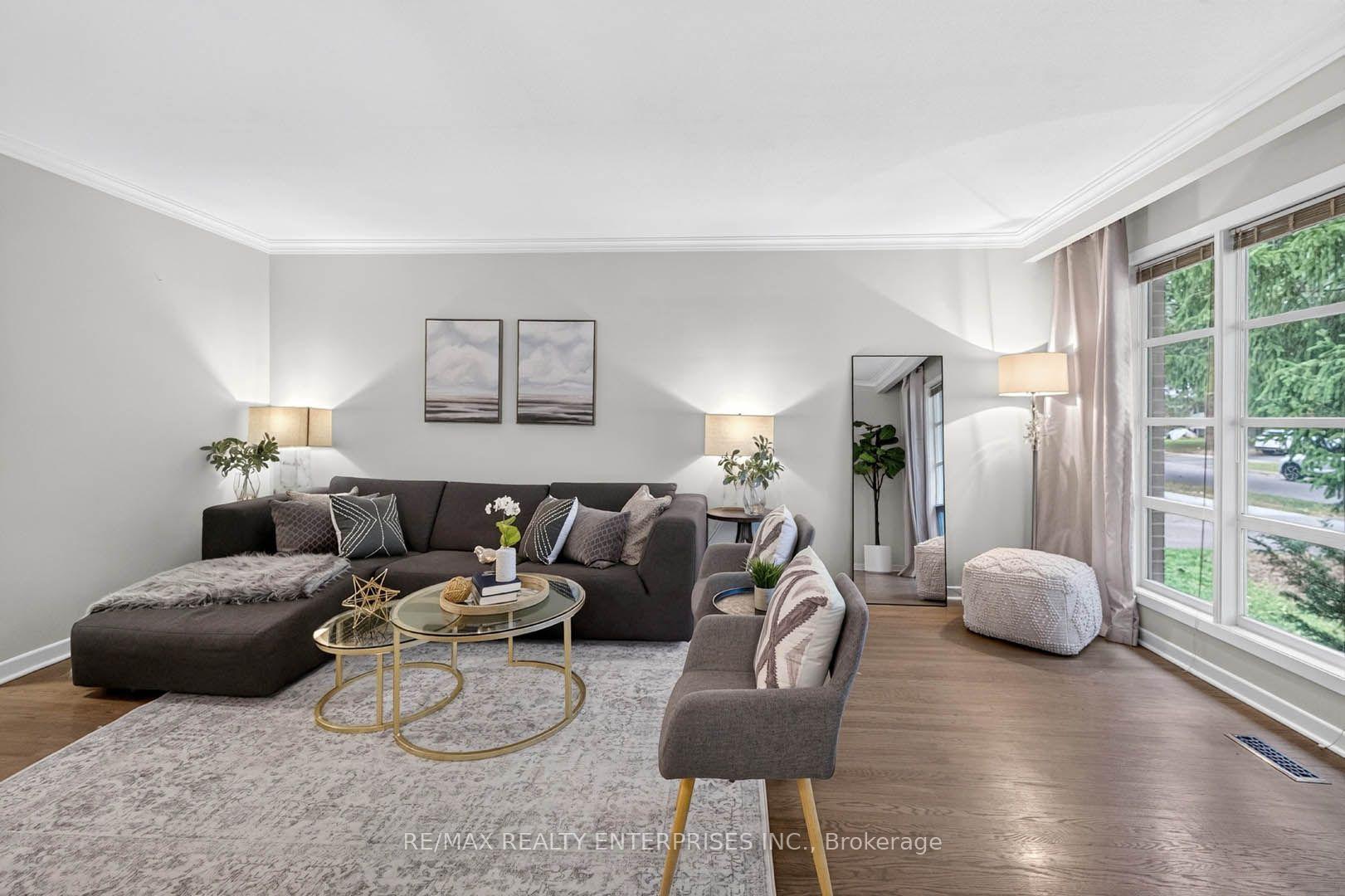 Photo 10 of 829 Terlin Boulevard, Mississauga, Lorne Park — HOMEH