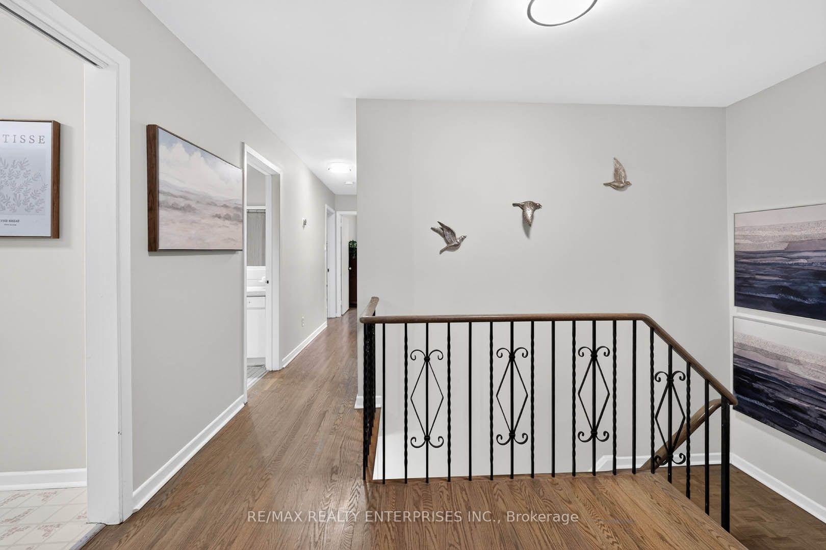 Photo 18 of 829 Terlin Boulevard, Mississauga, Lorne Park — HOMEH