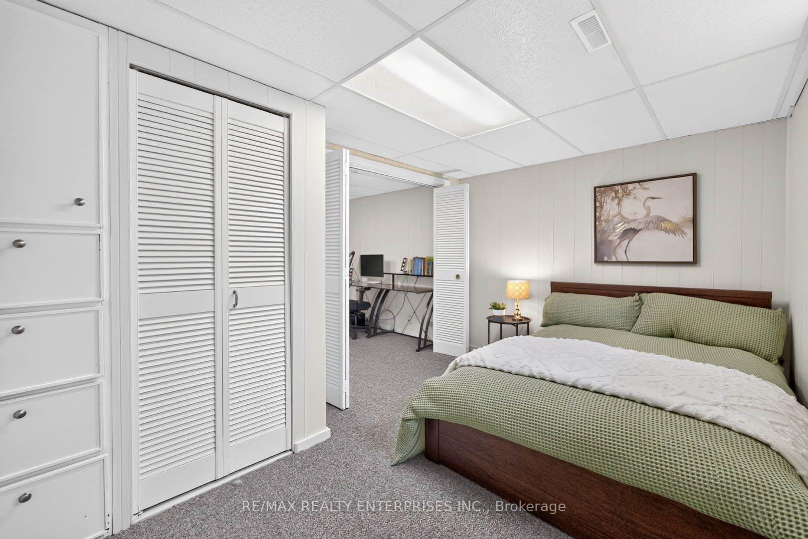 Photo 33 of 829 Terlin Boulevard, Mississauga, Lorne Park — HOMEH